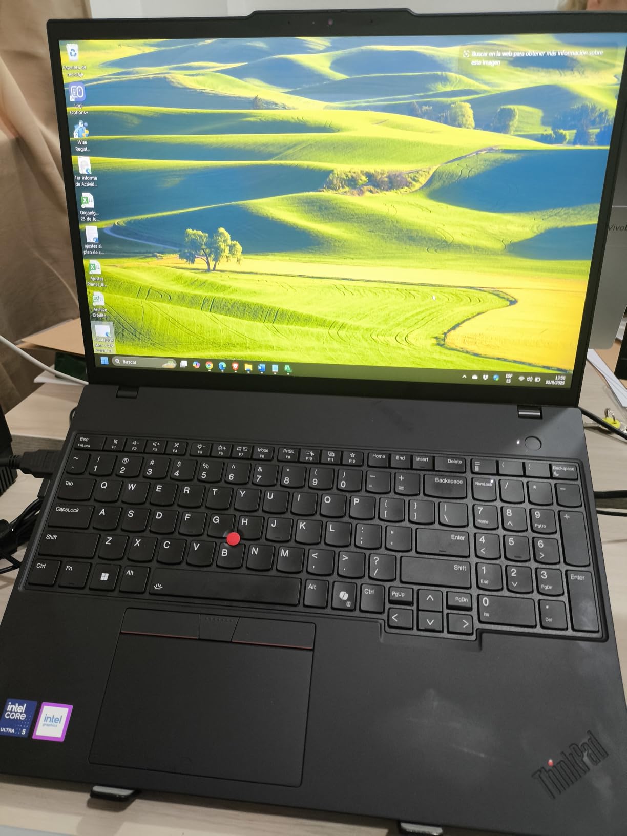 Lenovo ThinkPad T16 Gen 3 Business Laptop 16 Lenovo ThinkPad T16 Gen 3 Business Laptop 16