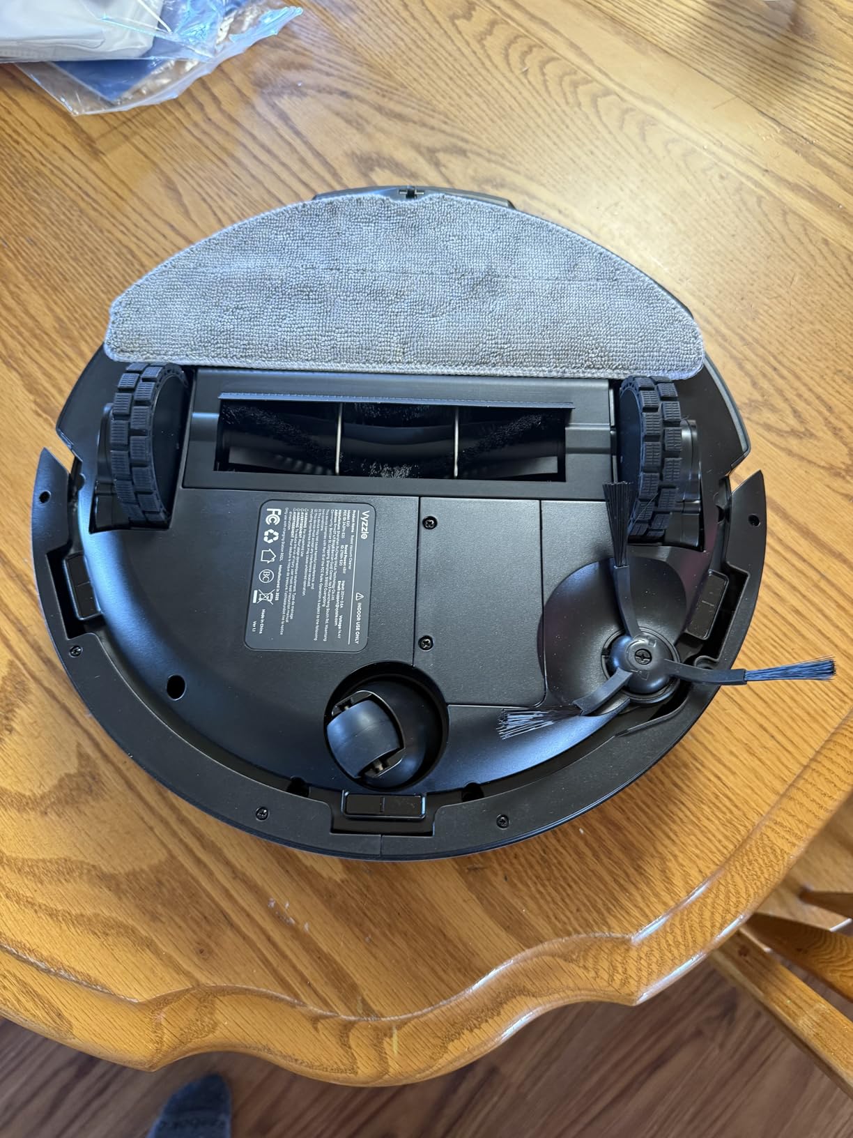 Vyzzle E20 Robot Vacuum and Mop, 60-Day Robot Vacuum Self Emptying, 5500Pa Suction, Zoned & Scheduled Cleaning, LiDAR Navigation, Vacuum Robot for Pet Hair, Carpets, Floors, WiFi/App/Voice Control - Customer Photo 2