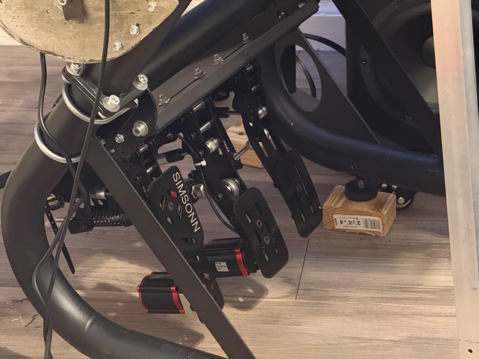 SIMSONN Plus X Pedals Sim Racing Pedals PC Racing Simulator Pedals Vibration Motor Module VAM Haptic Pedals Reactor (VAM 3 PCS PER SET) Customer Review SIMSONN Plus X Pedals Sim Racing Pedals PC Racing Simulator Pedals Vibration Motor Module VAM Haptic Pedals Reactor (VAM 3 PCS PER SET) - Customer Photo 2