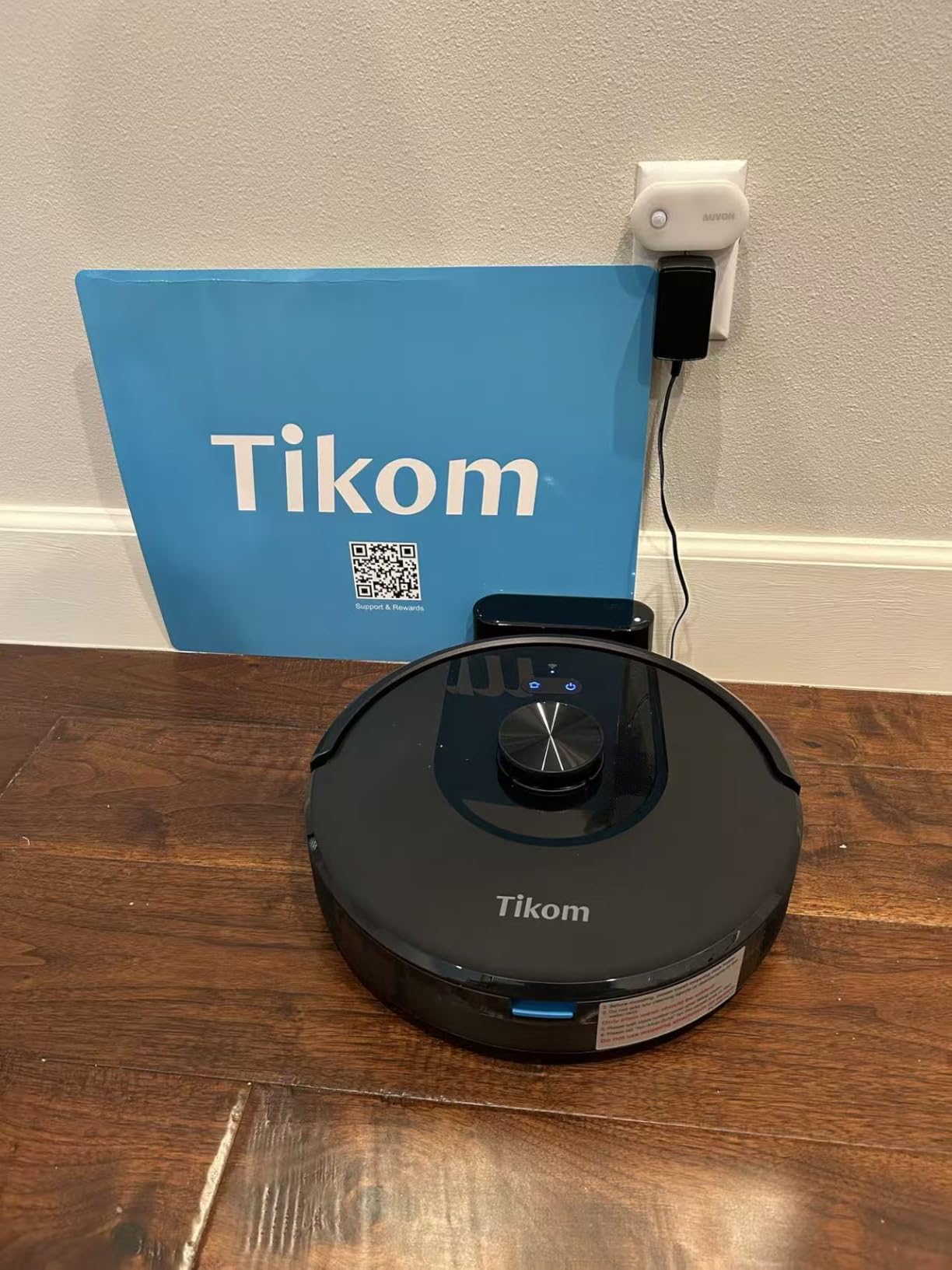 Tikom Robot Vacuum and Mop Combo, 6000Pa Automatic Robotic Vacuum Cleaner, Smart Mapping, 150 Min Max, Ideal for Pet Hair, Hardfloors, Carpets, Home(L8000 Pro) - Customer Photo 1