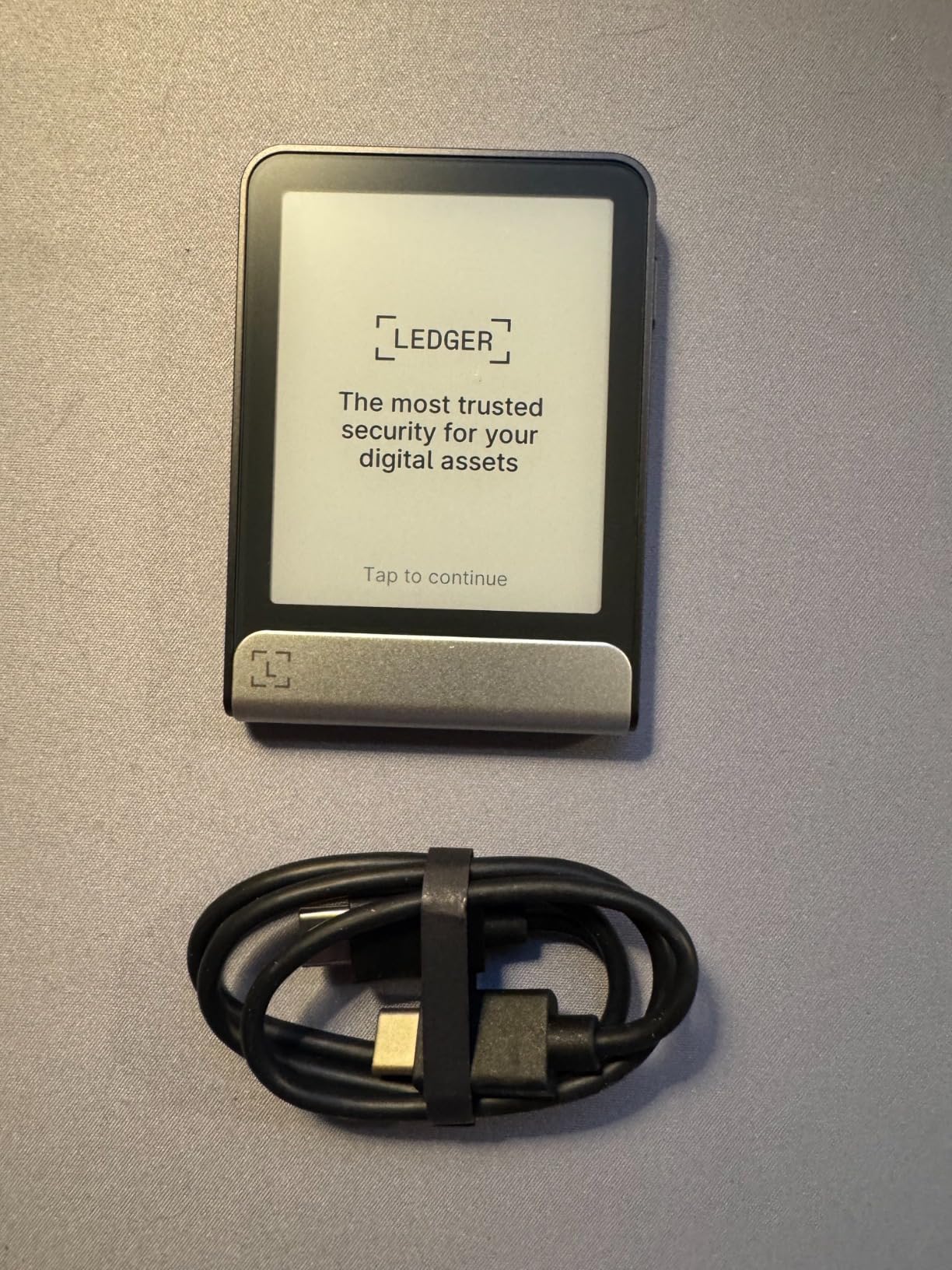 Ledger Flex - Now Including Ledger Recovery Key - Discover The World's Most intuitive Hardware Wallet, Enhanced with a Quick, Easy Backup Access (Oxidate Green) Customer Review Ledger Flex - Now Including Ledger Recovery Key - Discover The World's Most intuitive Hardware Wallet, Enhanced with a Quick, Easy Backup Access (Oxidate Green) - Customer Photo 2
