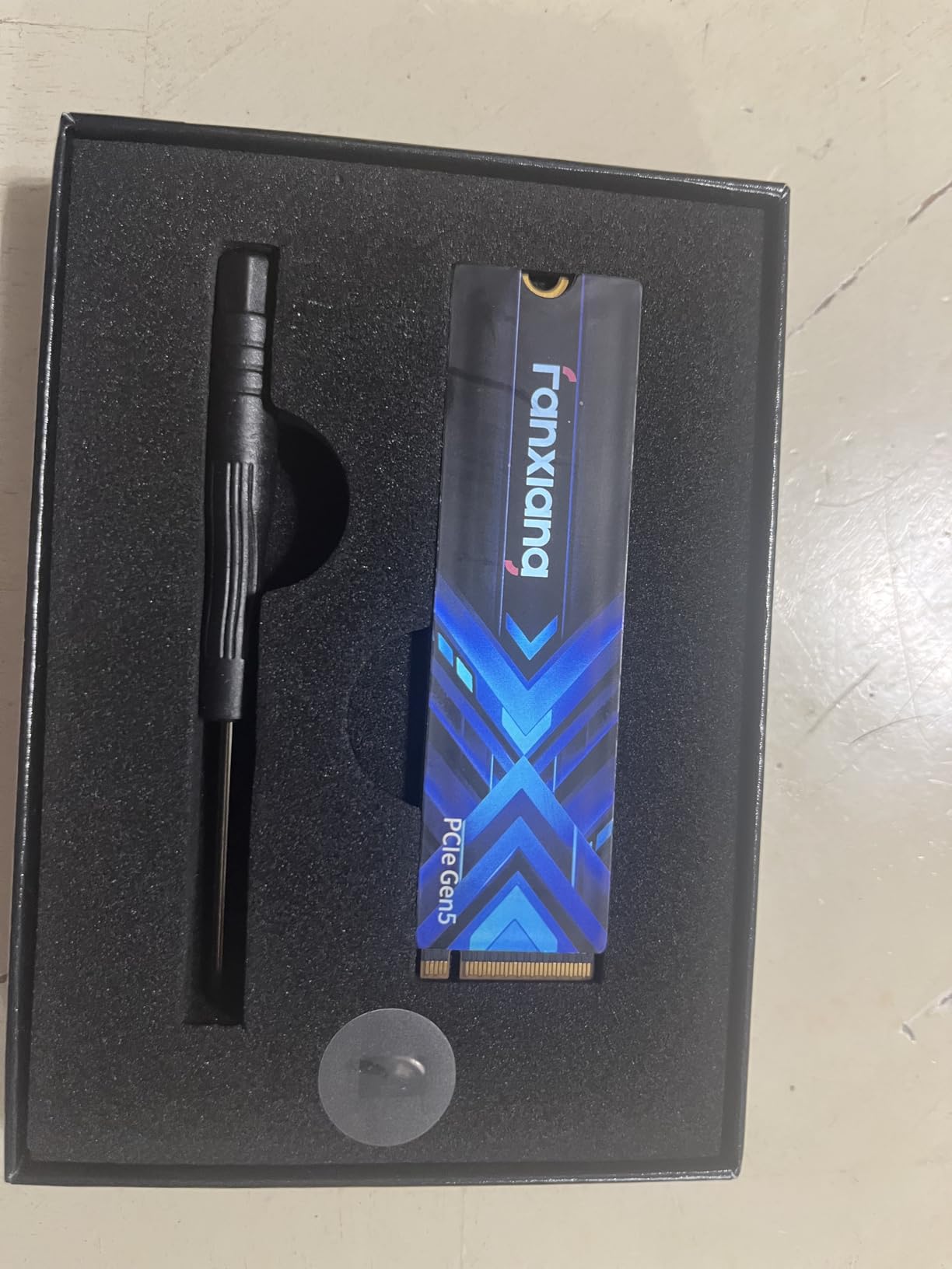 fanxiang 2TB PCIe 5.0 x4 NVMe M.2 SSD,Up to 14000 MB/s,DRAM Cache and SLC NAND,High Performance Solid State Drive for AI Applications, Gaming, PC, Laptop - Customer Photo 3