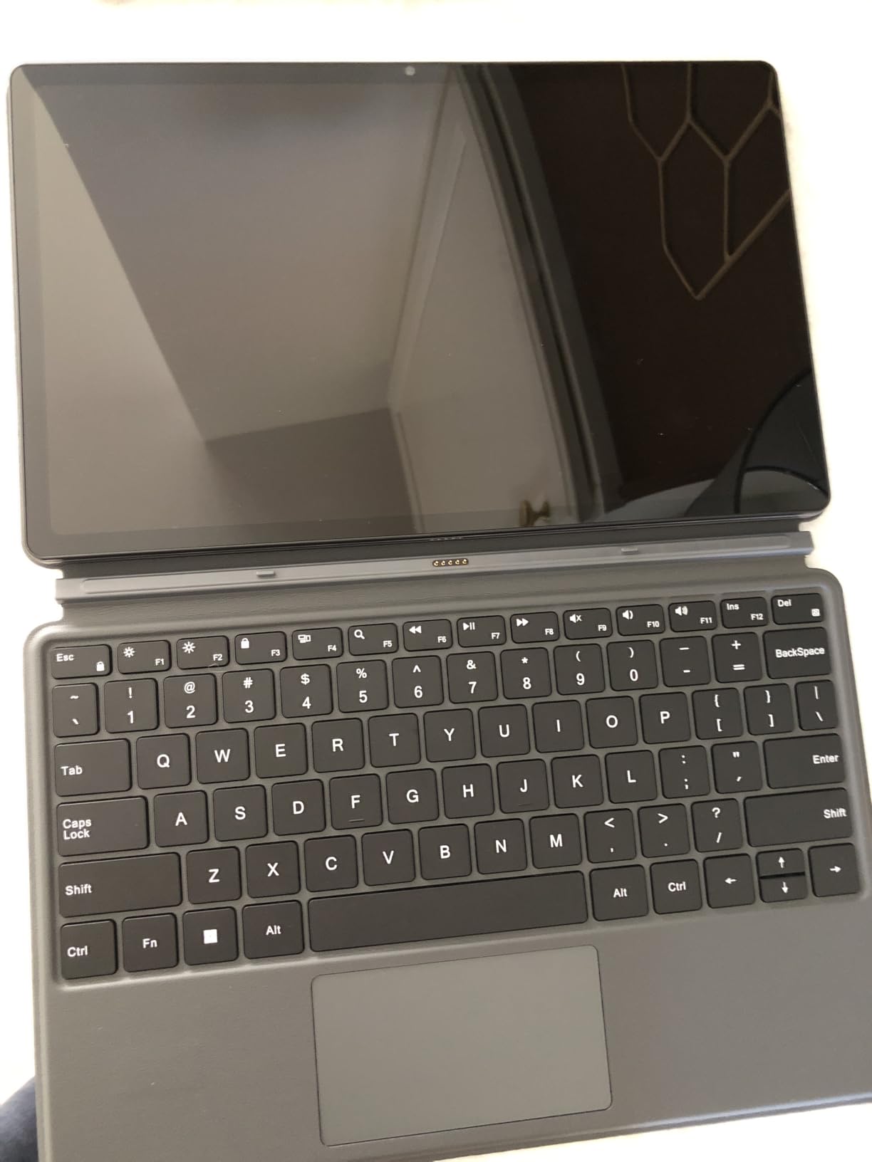 jumper 2-in-1 Laptop/Tablet（2025）,4-core N95, 12GB DDR5 RAM 512GB SSD, 12 Inch 2K FHD IPS Touchscreen,Windows11 Tablet with Magnetic Keyboard, 2 Stereo Speakers,for Student Back to School - Customer Photo 2