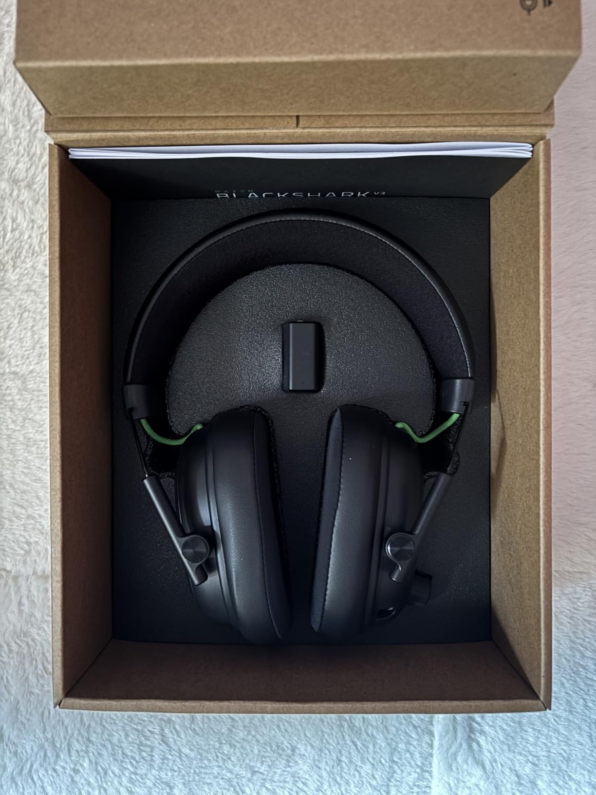 Razer BlackShark V3 Wireless Gaming Headset for PC: 50mm Drivers - Super Wideband Mic - 2.4 GHz, Bluetooth, USB - Works with Mac, PS5, Nintendo Switch, Smartphone - 70 Hr Battery - Black - Customer Photo 2