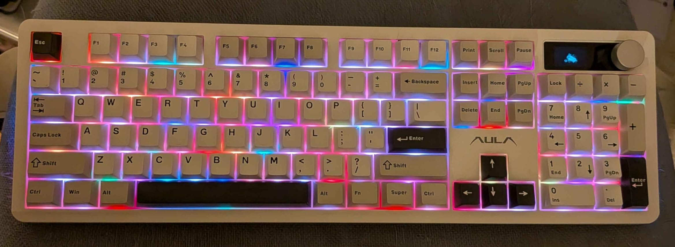 AULA F106PRO Wireless Keyboard, Full Size Mechanical Keyboard with Media Knob & Screen, 8000mAh Battery Hot Swappable Custom PBT keycaps Gaming Keyboard - Blaze Switch,Black White Grey Customer Review AULA F106PRO Wireless Keyboard, Full Size Mechanical Keyboard with Media Knob & Screen, 8000mAh Battery Hot Swappable Custom PBT keycaps Gaming Keyboard - Blaze Switch,Black White Grey - Customer Photo 3