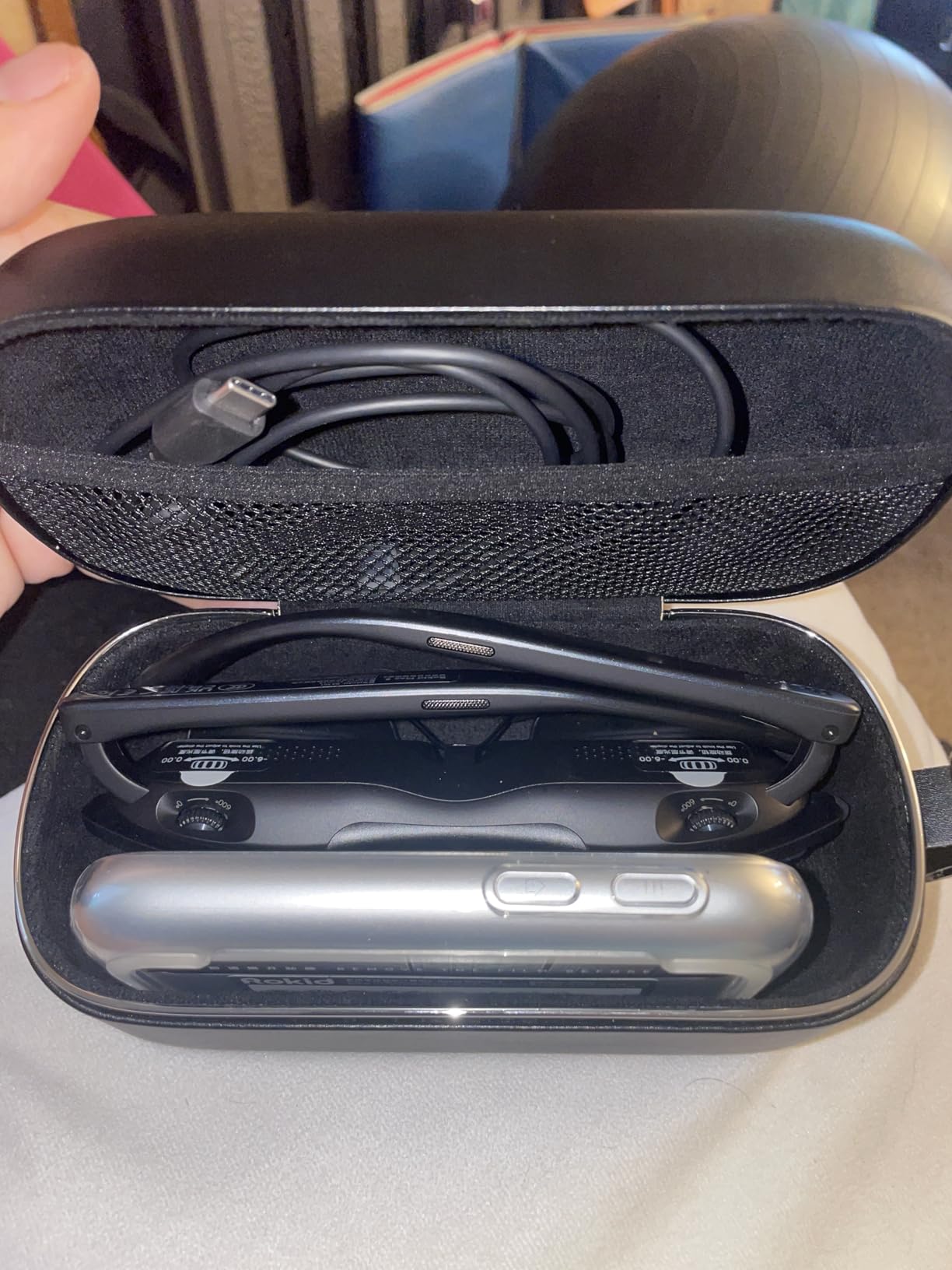 Rokid AR Spatial Glasses silver, AR Glasses Max2 silver with Station2, 360