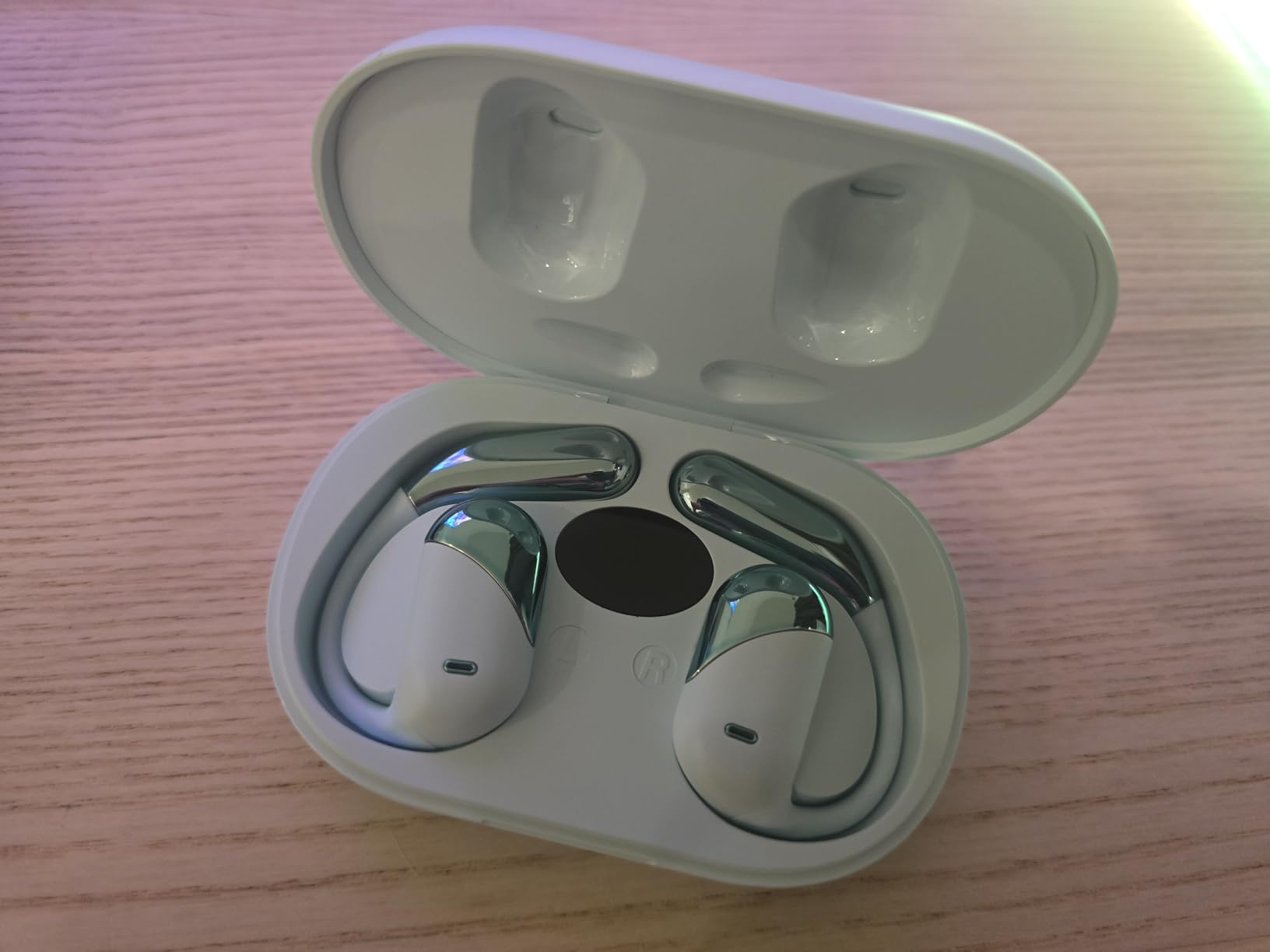 Translation Earbuds Real Time - AI 144 Language Translator Earbuds, Audifonos Traductores Inglés Español, 3-in-1 Translating Device, Translate Ear Buds for Travel Learning with Charging Cradle - Customer Photo 2