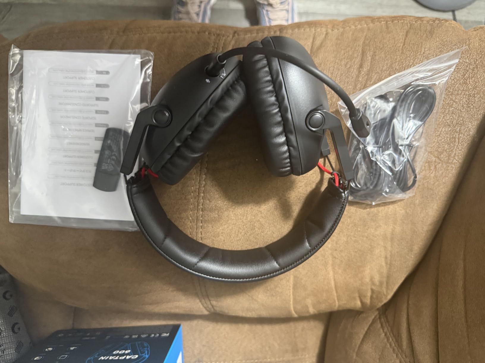 Foldable 2.4GHz Wireless Gaming Headset for PS5, PS4, Switch, PC – Bluetooth 5.4 Gaming Headphones with RGB Lights, PS5 Headset with Noise Canceling Mic, 20ms Low Latency, 45H Battery, Type-C - Customer Photo 2