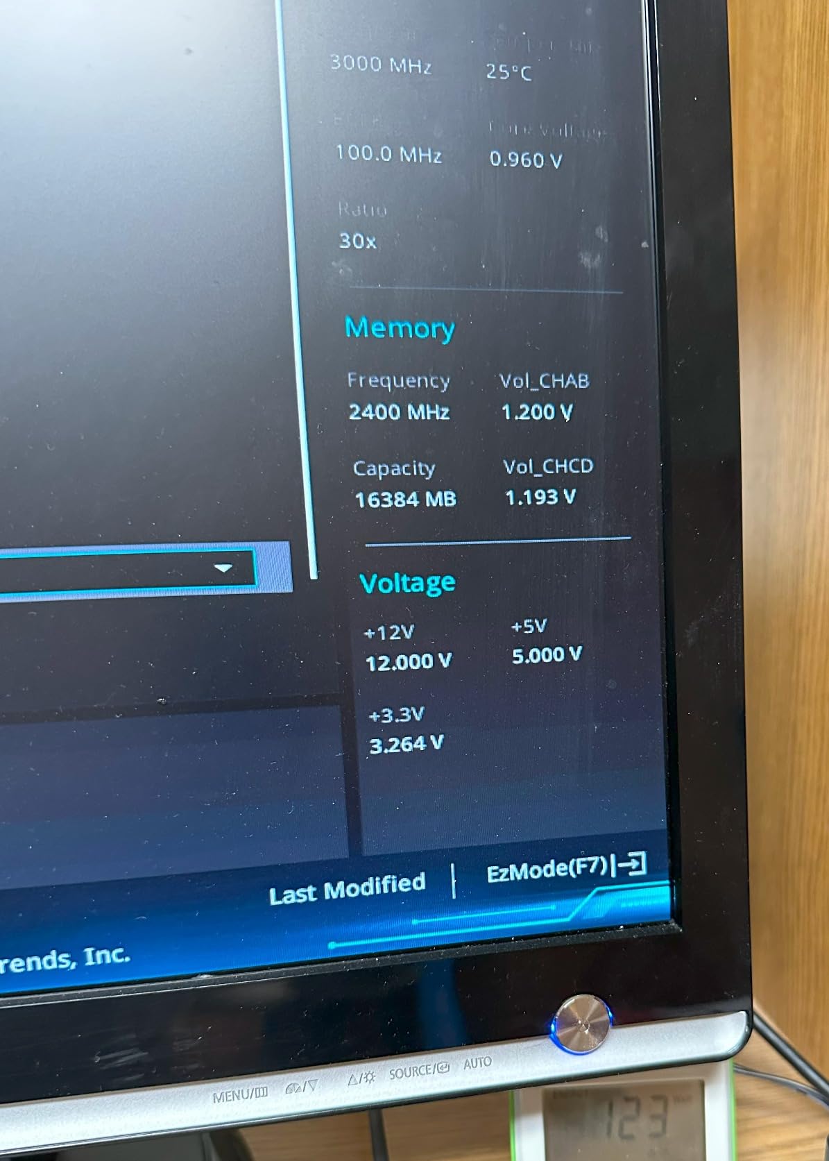 CORSAIR RM850x ATX 3.1 PCIe 5.1 Ready Fully Modular 850W Power Supply - Low-Noise, Cybenetics Gold Efficiency, Native 12V-2x6 Connector - Black customer photo 1