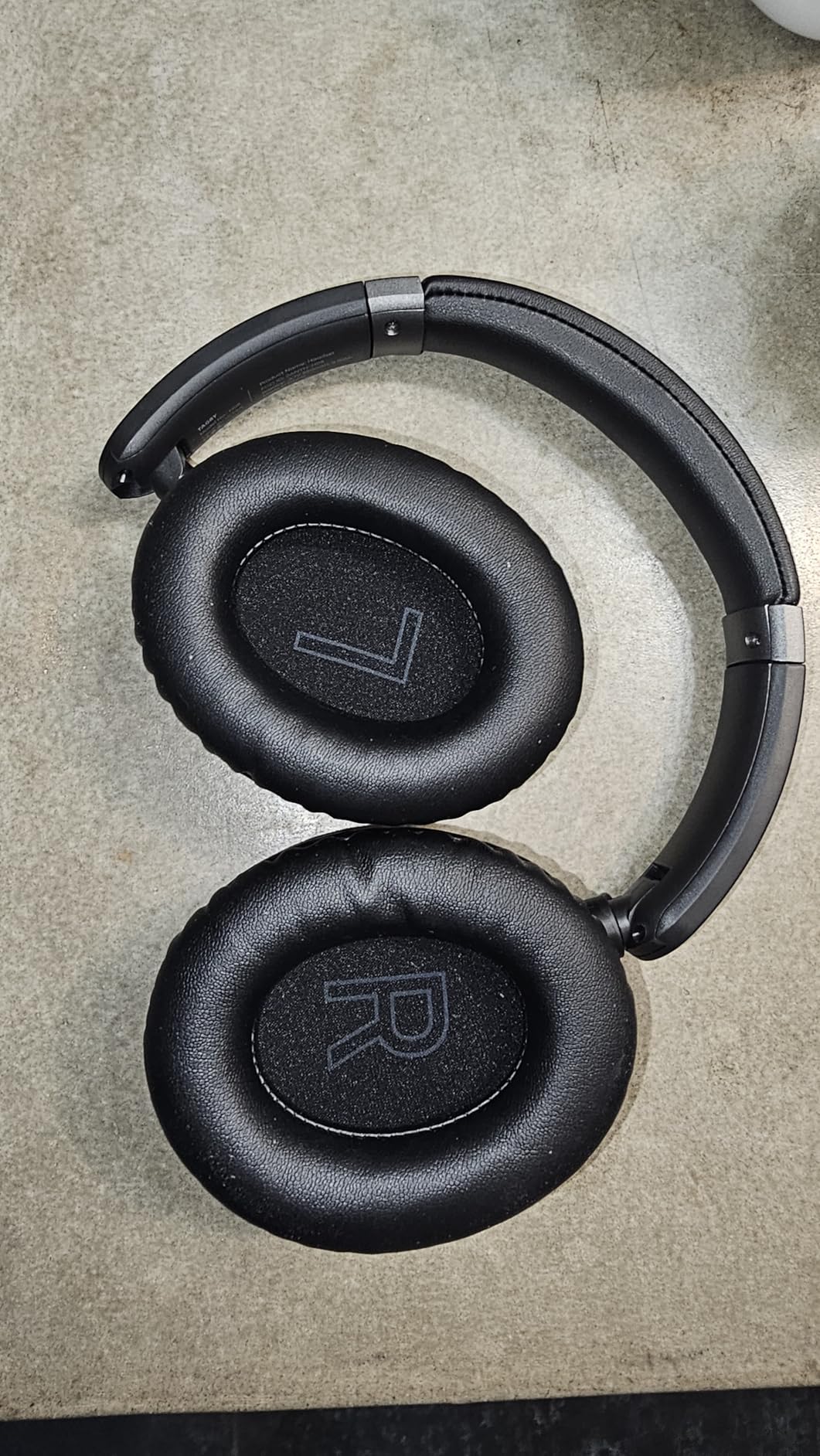 TAGRY Hybrid Active Noise Cancelling Headphones 100H Playtime Wireless Bluetooth Over Ear Headphone with Fast Charging Hi-Res Audio Comfort Earcups Headsets for Home Travel Office Phone PC Black - Customer Photo 2