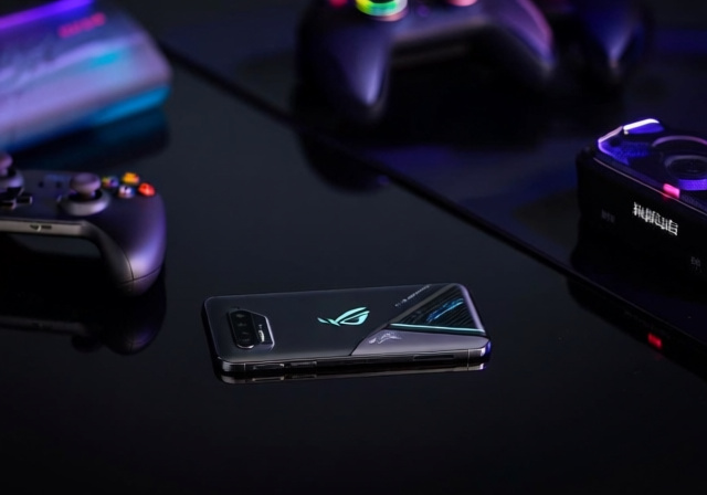 Best ASUS ROG Gaming Phones [cy]: 8 Models Tested - FindingDulcinea