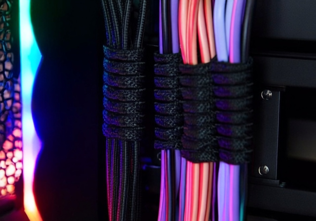 Best PC Gaming Cable Sleeves: 12 Cable Management Solutions Tested - FindingDulcinea