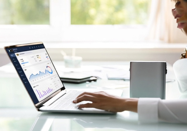 Best Laptops for HR Professionals: 12 Expert-Tested Models in 2025 - FindingDulcinea