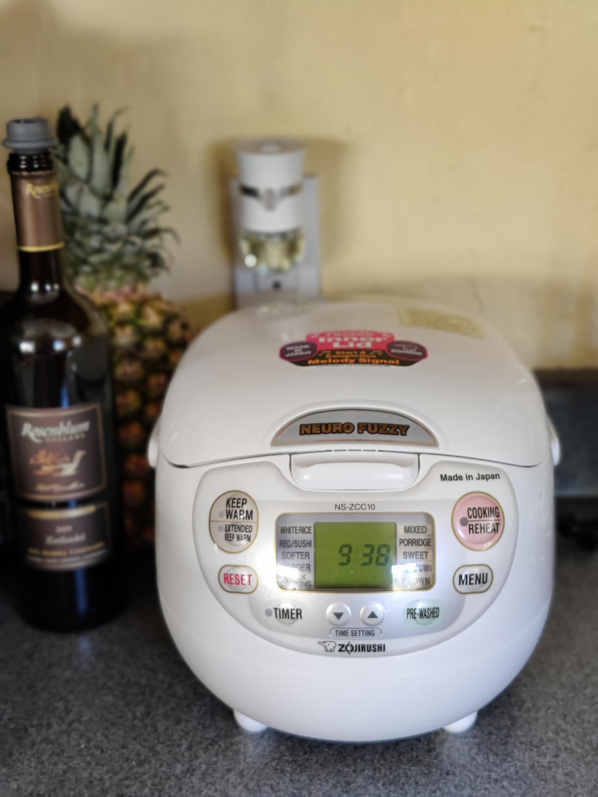 Zojirushi NS-ZCC10 5-1/2-Cup Neuro Fuzzy Rice Cooker and Warmer, Premium White customer photo 1