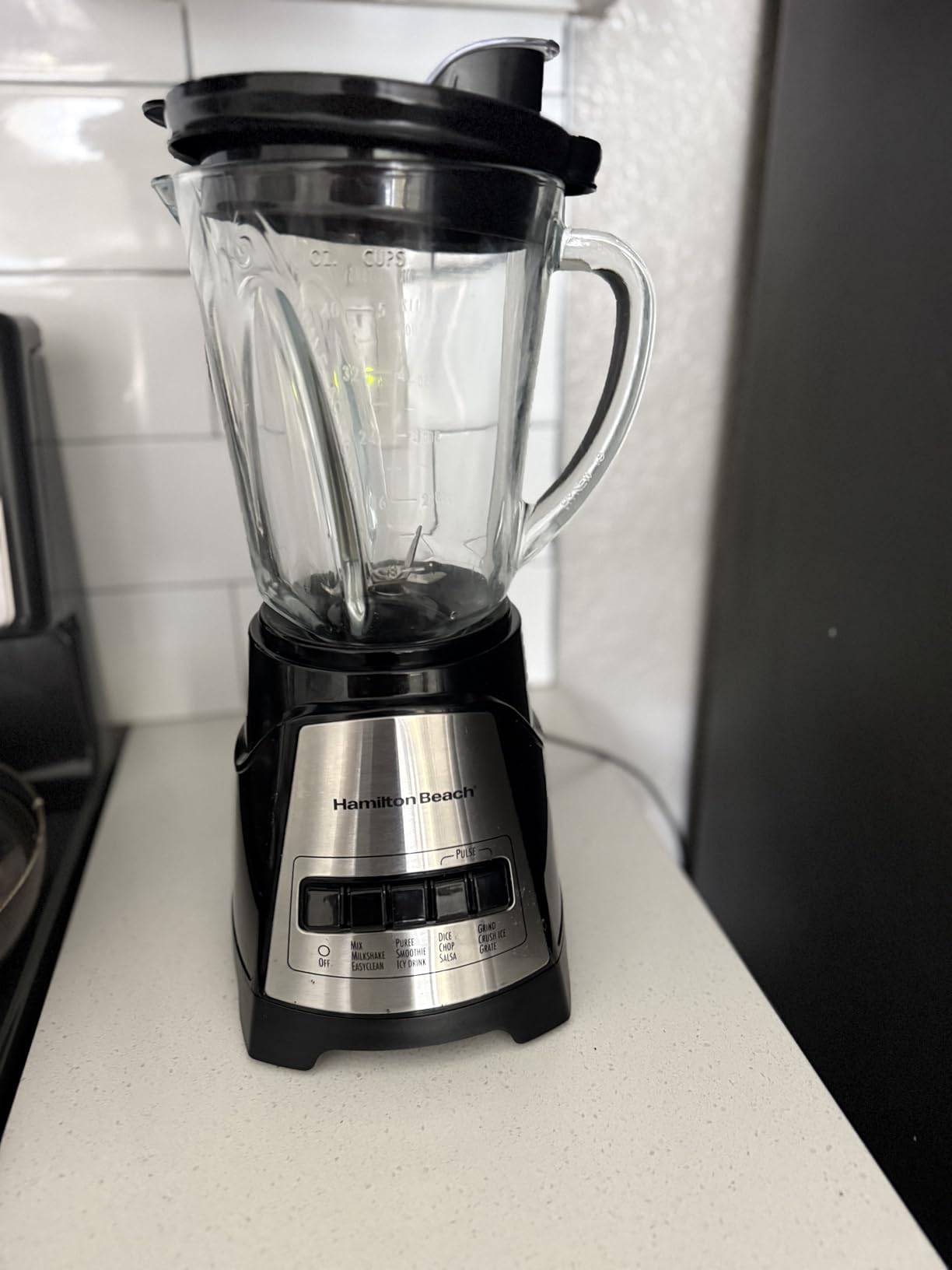 Hamilton Beach Power Elite Wave Action Blender For Smoothies, 40 Oz Glass Jar, 12 Functions Including Puree, Crush Ice, 700 Watts - Black (58148A) - Customer Photo 4