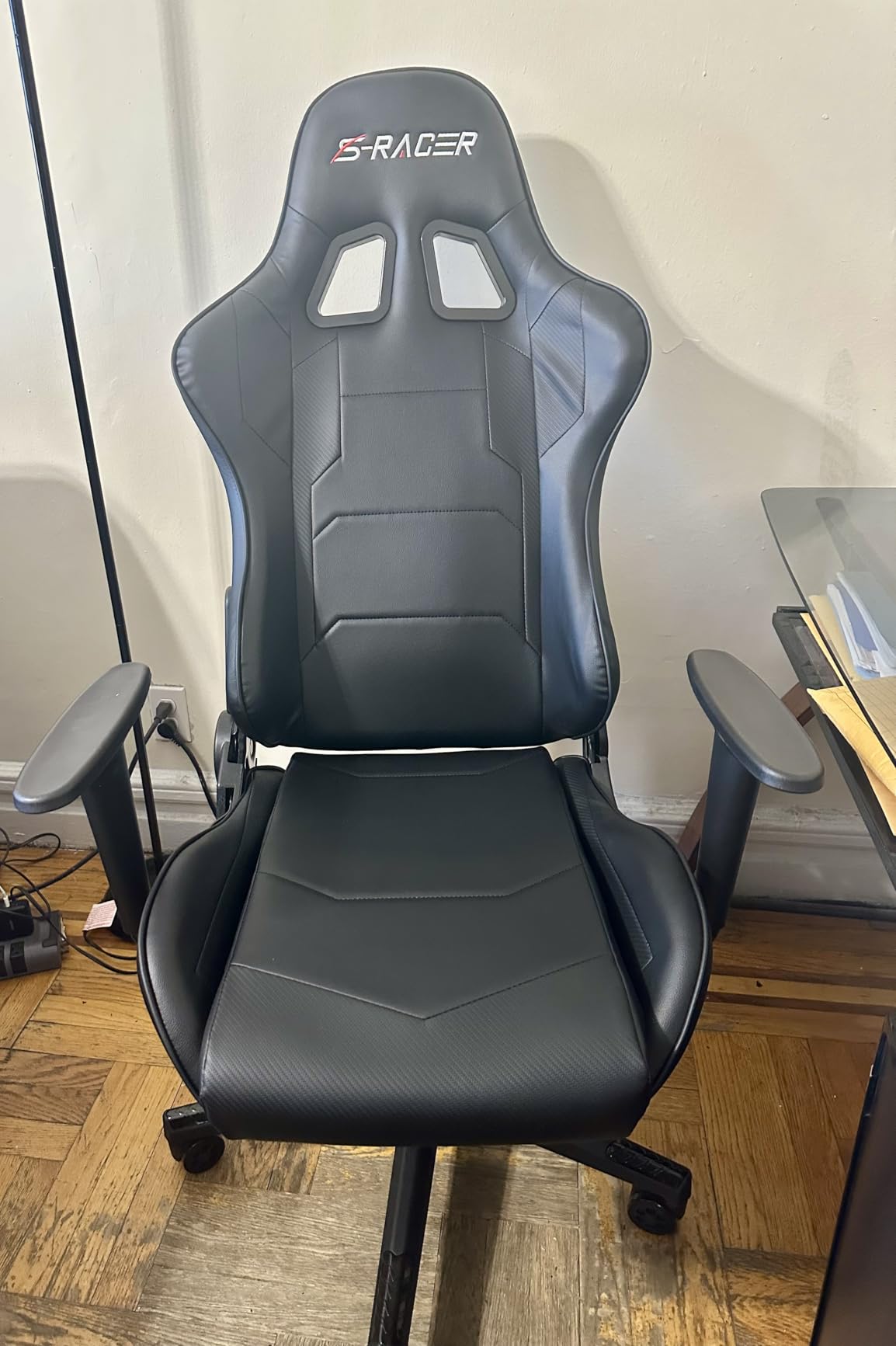 Homall Gaming Chair, Office Chair High Back Computer Chair Leather Desk Chair Racing Executive Ergonomic Adjustable Swivel Task Chair with Headrest and Lumbar Support (White) Customer Review Homall Gaming Chair, Office Chair High Back Computer Chair Leather Desk Chair Racing Executive Ergonomic Adjustable Swivel Task Chair with Headrest and Lumbar Support (White) - Customer Photo 4