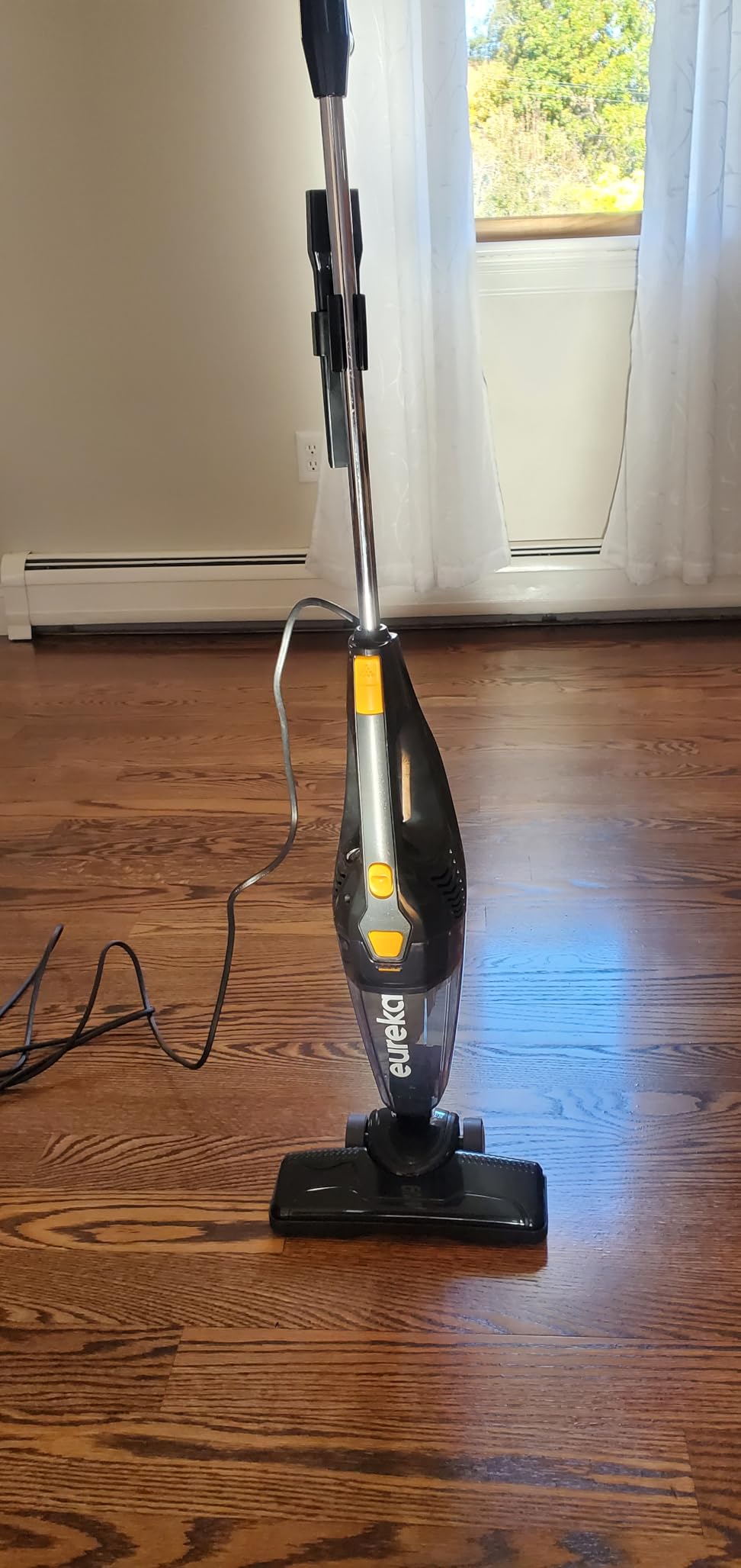 Eureka Blaze Stick Vacuum Cleaner, Powerful Suction 3-in-1 Small Handheld Vac with Filter for Hard Floor Lightweight Upright Home Pet Hair, Dark Black - Customer Photo 2