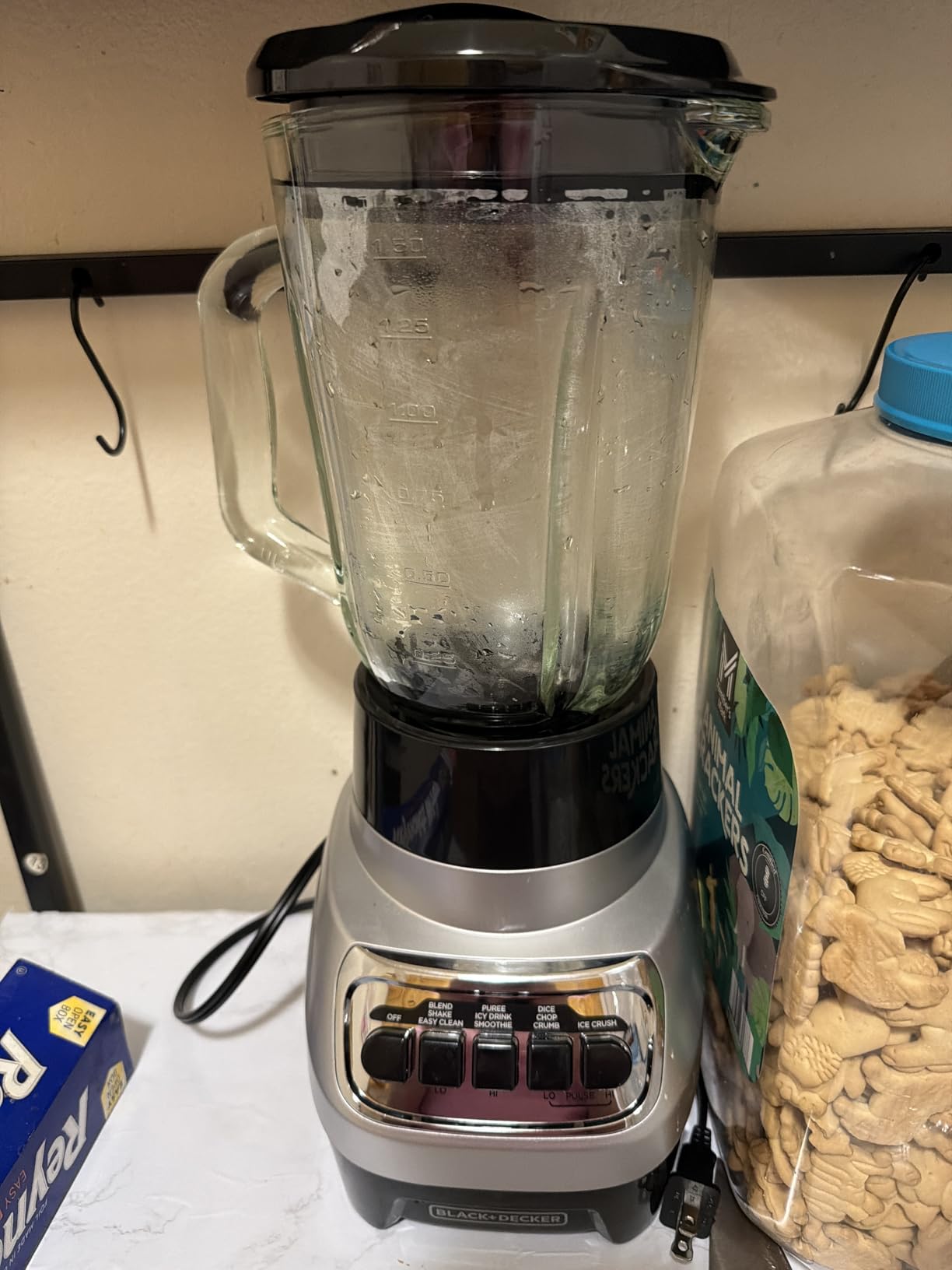BLACK+DECKER PowerCrush Multi-Function Blender with 6-Cup Glass Jar, 4 Speed Settings, Silver - Customer Photo 3
