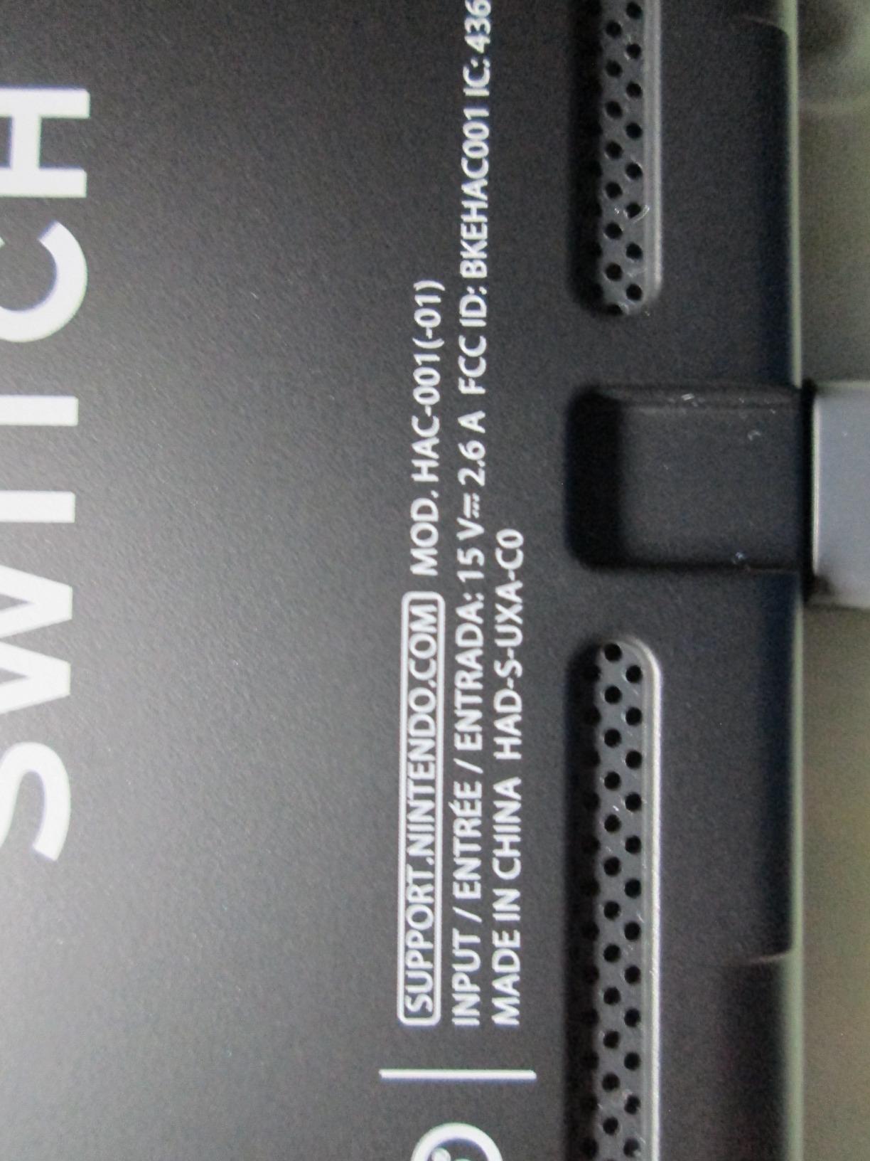 Nintendo Switch with Gray Joy‑Con - HAC-001(-01) - Customer Photo 4