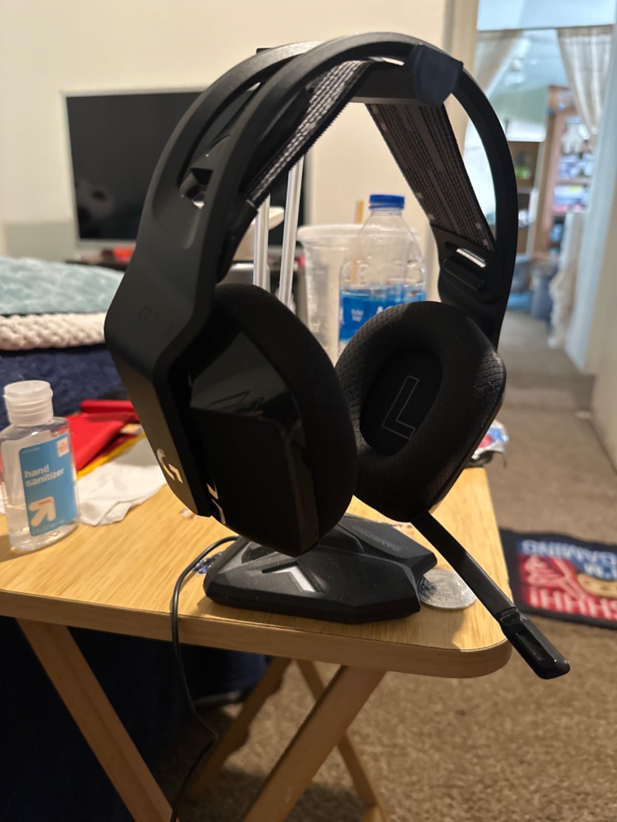 Logitech G733 Lightspeed Wireless Gaming Headset, Suspension Headband, Lightsync RGB, Blue VO!CE Mic, PRO-G Audio – Black, Gaming Headset Wireless, PC, PS5, PS4, Switch Compatible - Customer Photo 5