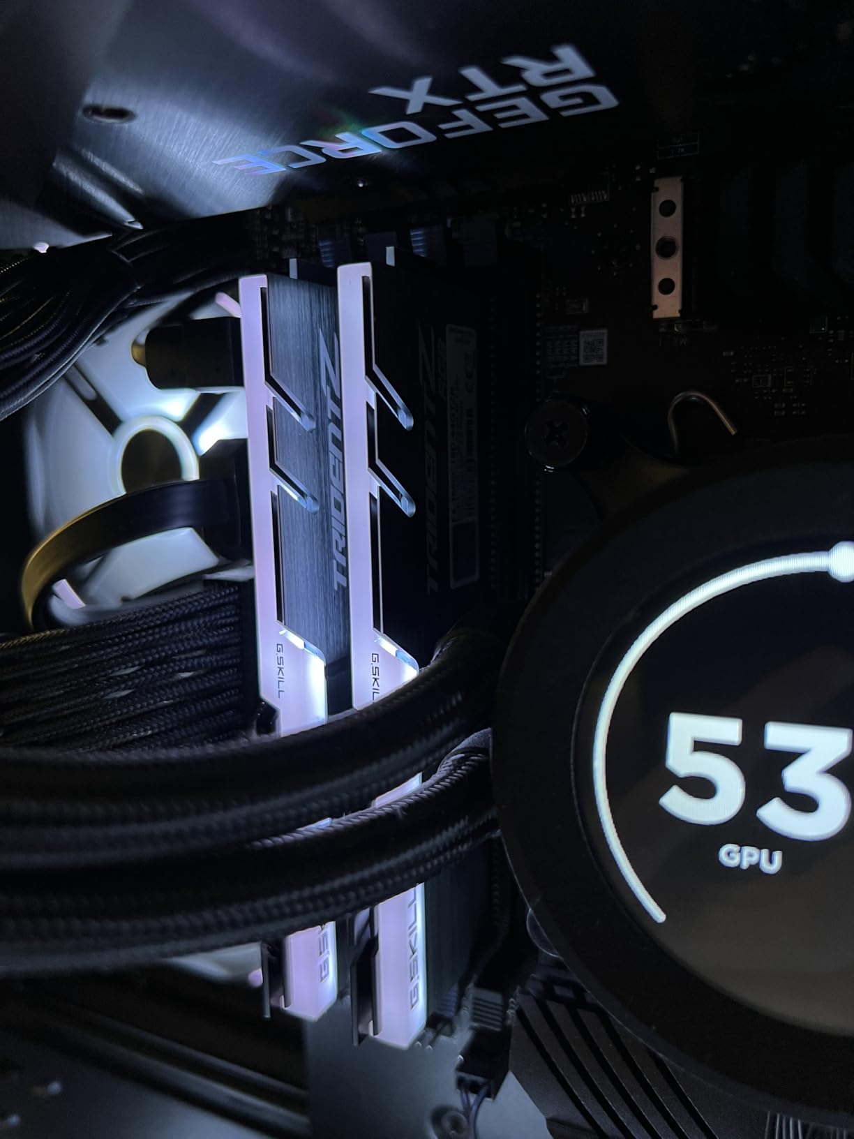 G.SKILL Trident Z RGB Series DDR4 RAM (XMP) 32GB (2x16GB) 3600MT/s CL18-22-22-42 1.35V Intel AMD Desktop Computer Memory U-DIMM (F4-3600C18D-32GTZR) customer photo 2
