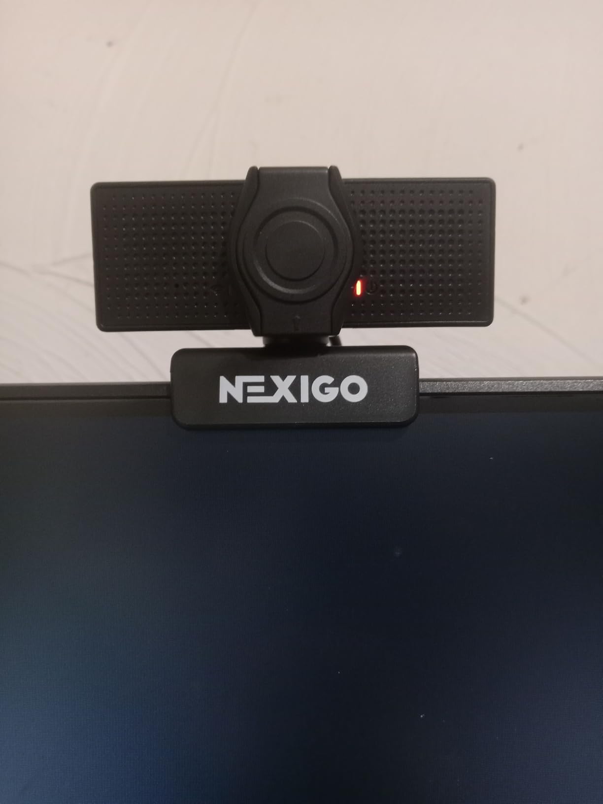 NexiGo N60 1080P Webcam with Microphone, Software Control & Privacy Cover, USB HD Computer Web Camera, Plug and Play, for Zoom/Skype/Teams, Conferencing and Video Calling - Customer Photo 1