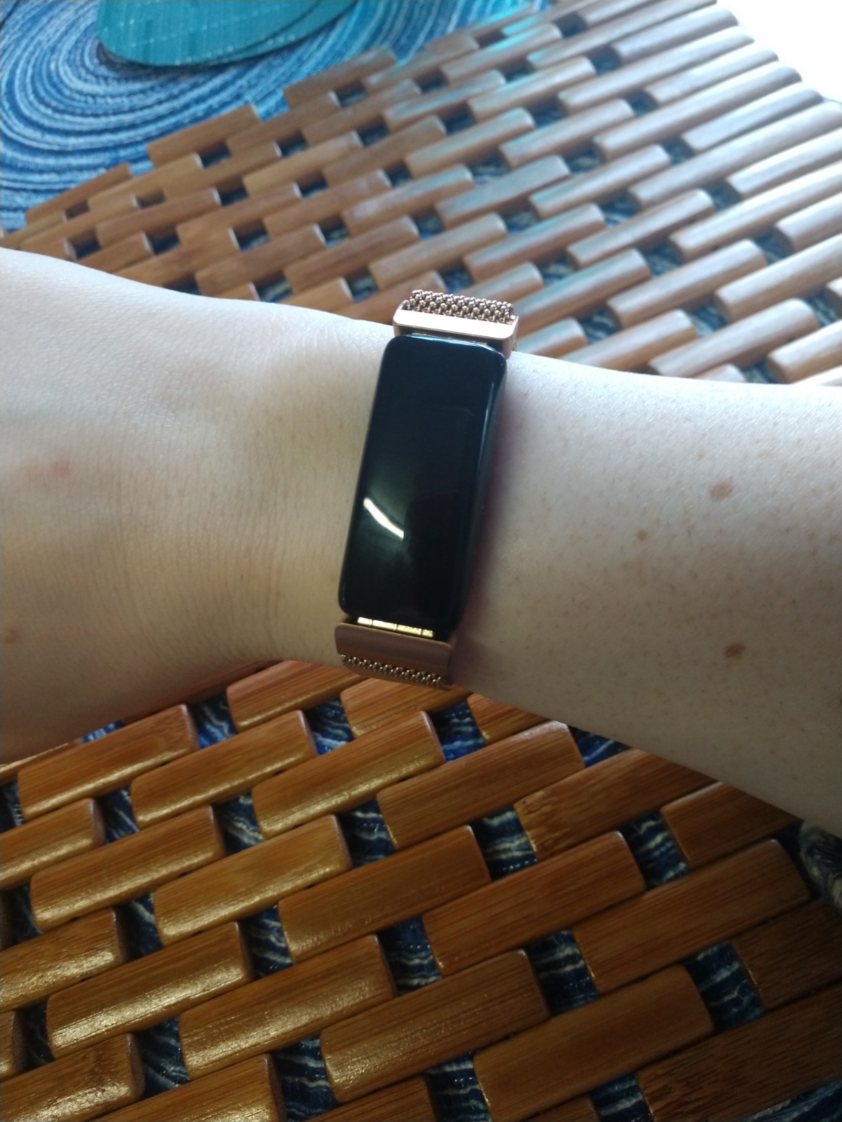 Fitbit Inspire 2 Health & Fitness Tracker with a Free 1-Year Fitbit Premium Trial, 24/7 Heart Rate, Black/Black customer photo 1