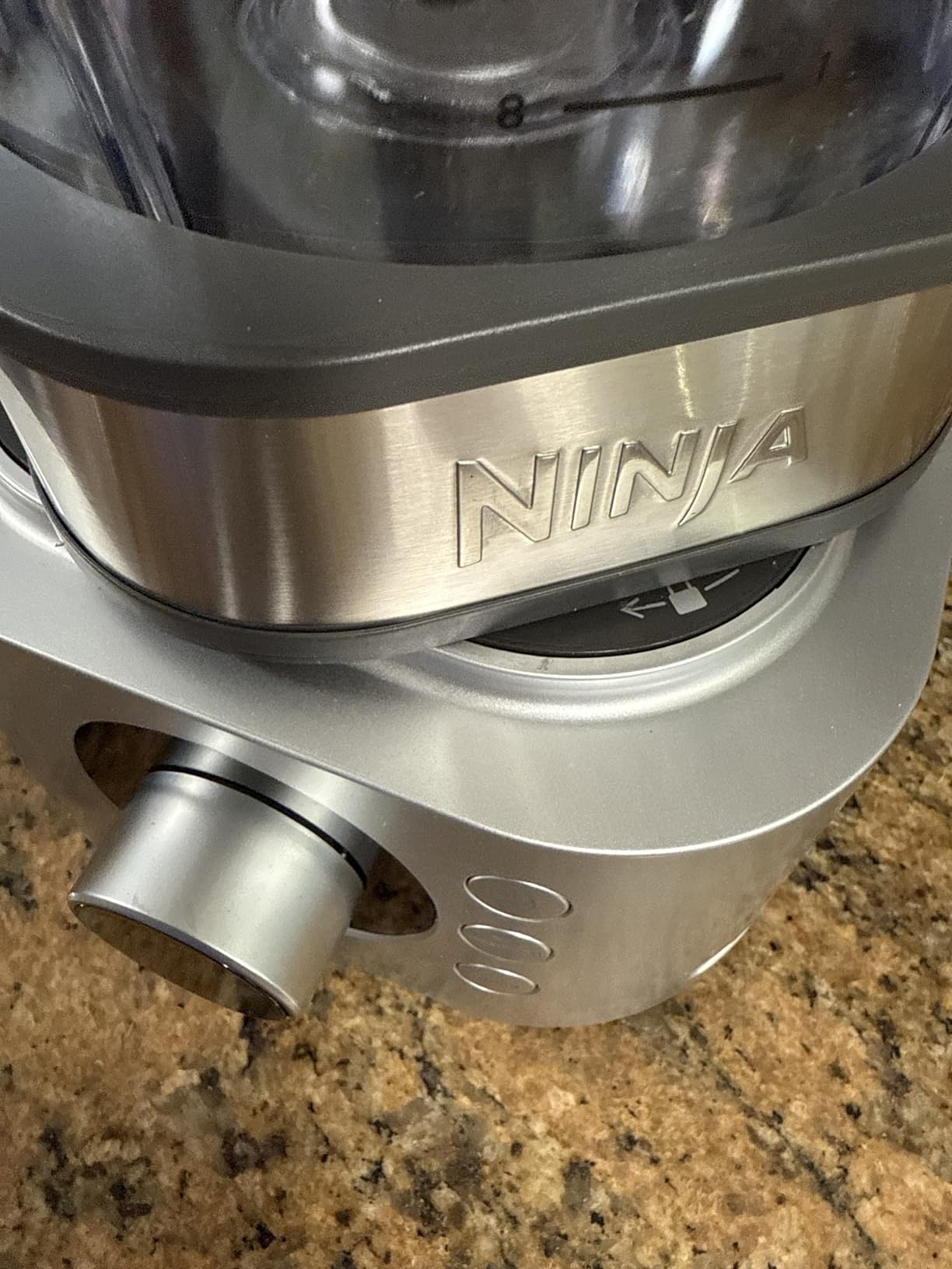 Ninja Blender, Compact Kitchen System, 1200W, 3 Functions for Smoothies, Dough & Frozen Drinks with Auto-IQ, 72-oz.* Blender Pitcher, 40-oz. Processor Bowl & 18-oz. Single-Serve Cup, Grey, AMZ493BRN - Customer Photo 4