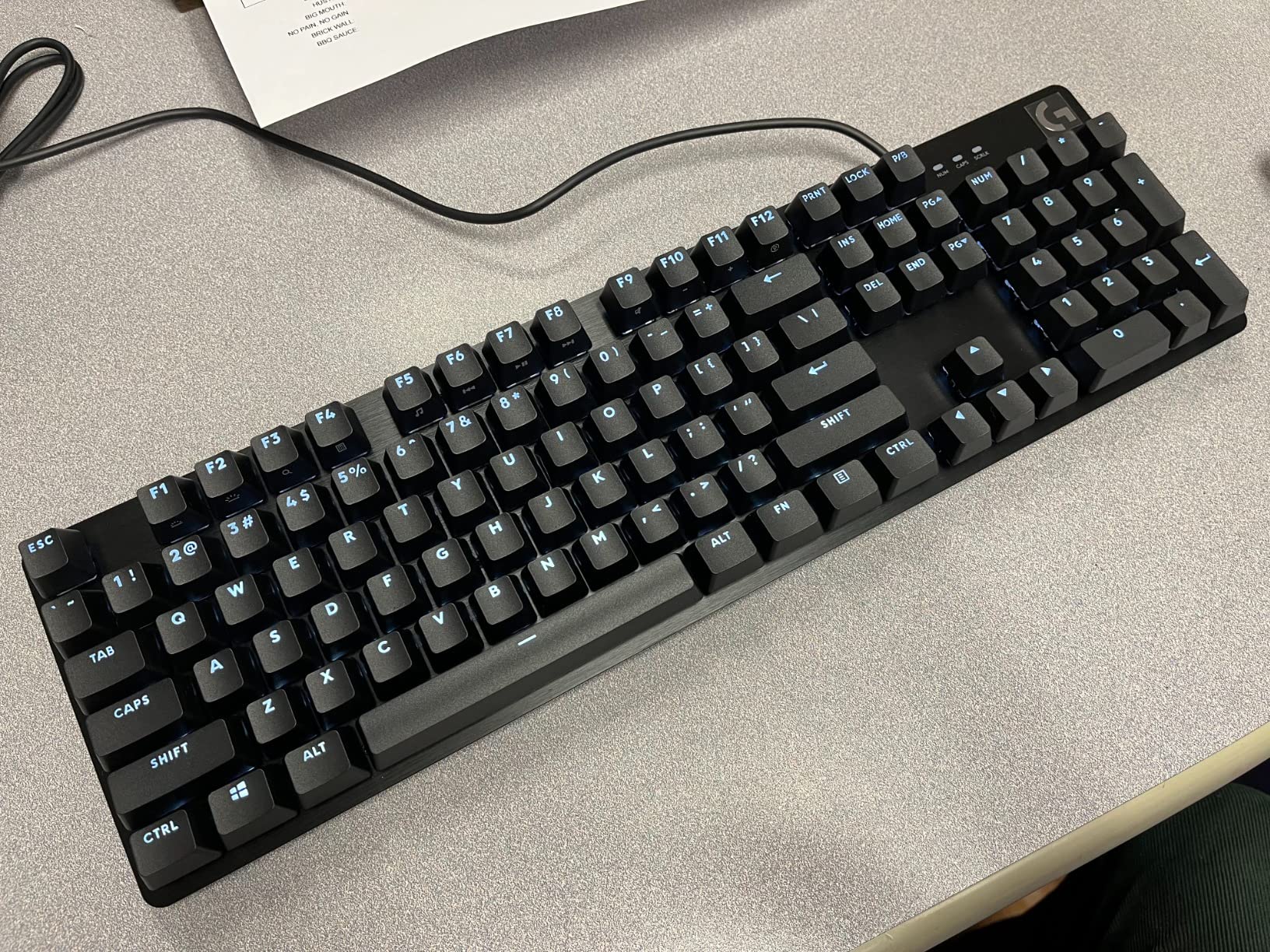 Logitech G413 SE Full-Size Mechanical Gaming Keyboard - Backlit Keyboard with Tactile Mechanical Switches, Anti-Ghosting, Compatible with Windows, macOS - Black Aluminum - Customer Photo 5