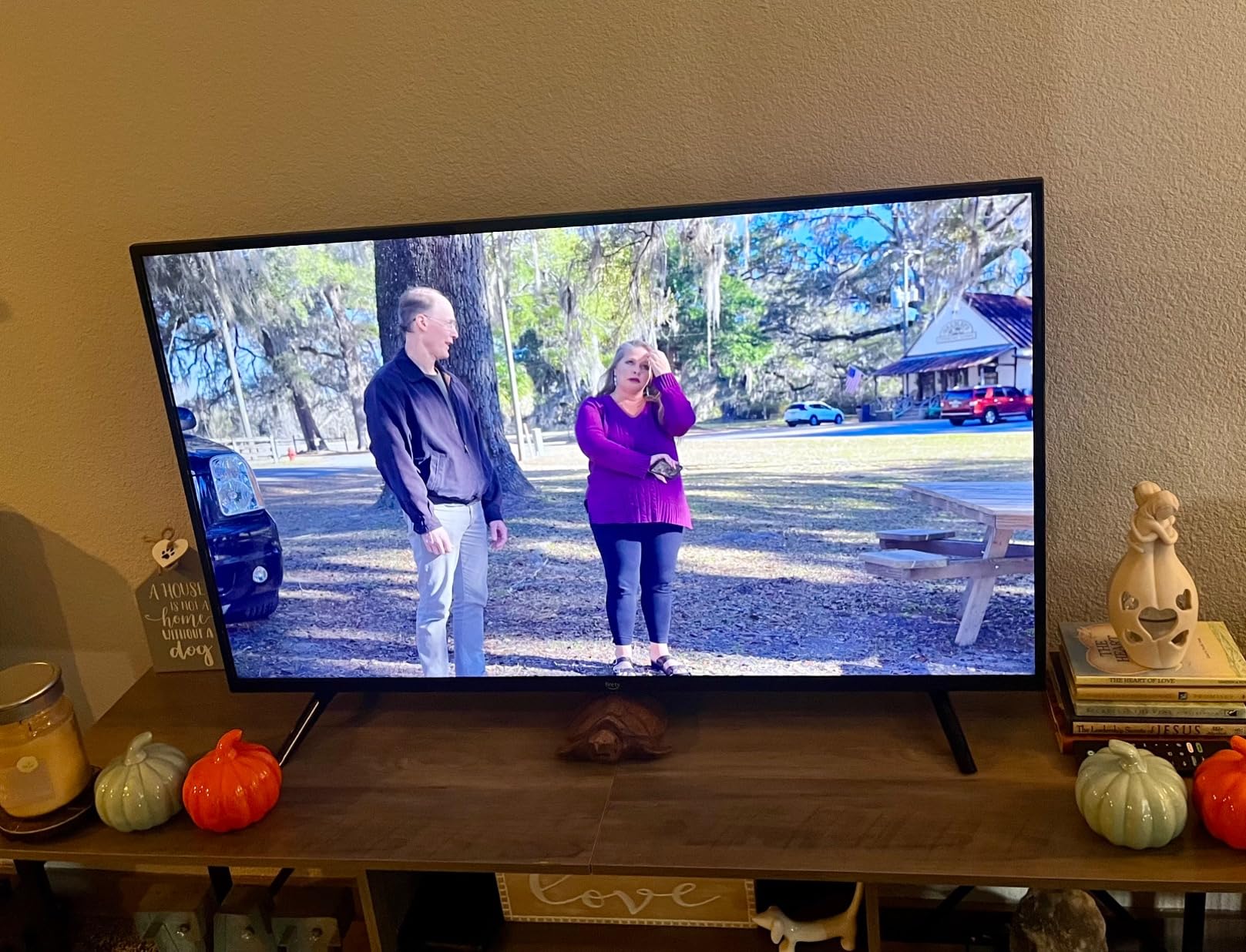 Like-New Amazon Fire TV 43 Like-New Amazon Fire TV 43
