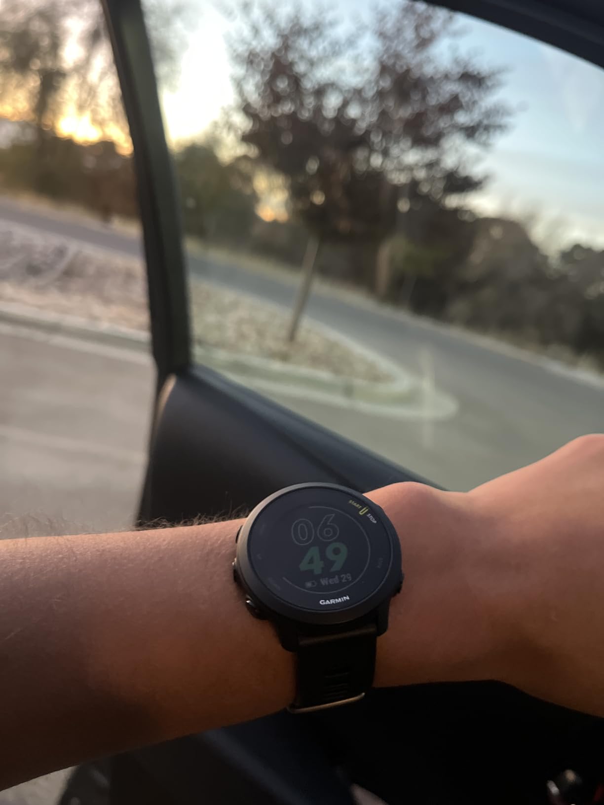 Garmin Forerunner 55, GPS Running Watch with Daily Suggested Workouts, Up to 2 Weeks of Battery Life, Black - 010-02562-00 - Customer Photo 1