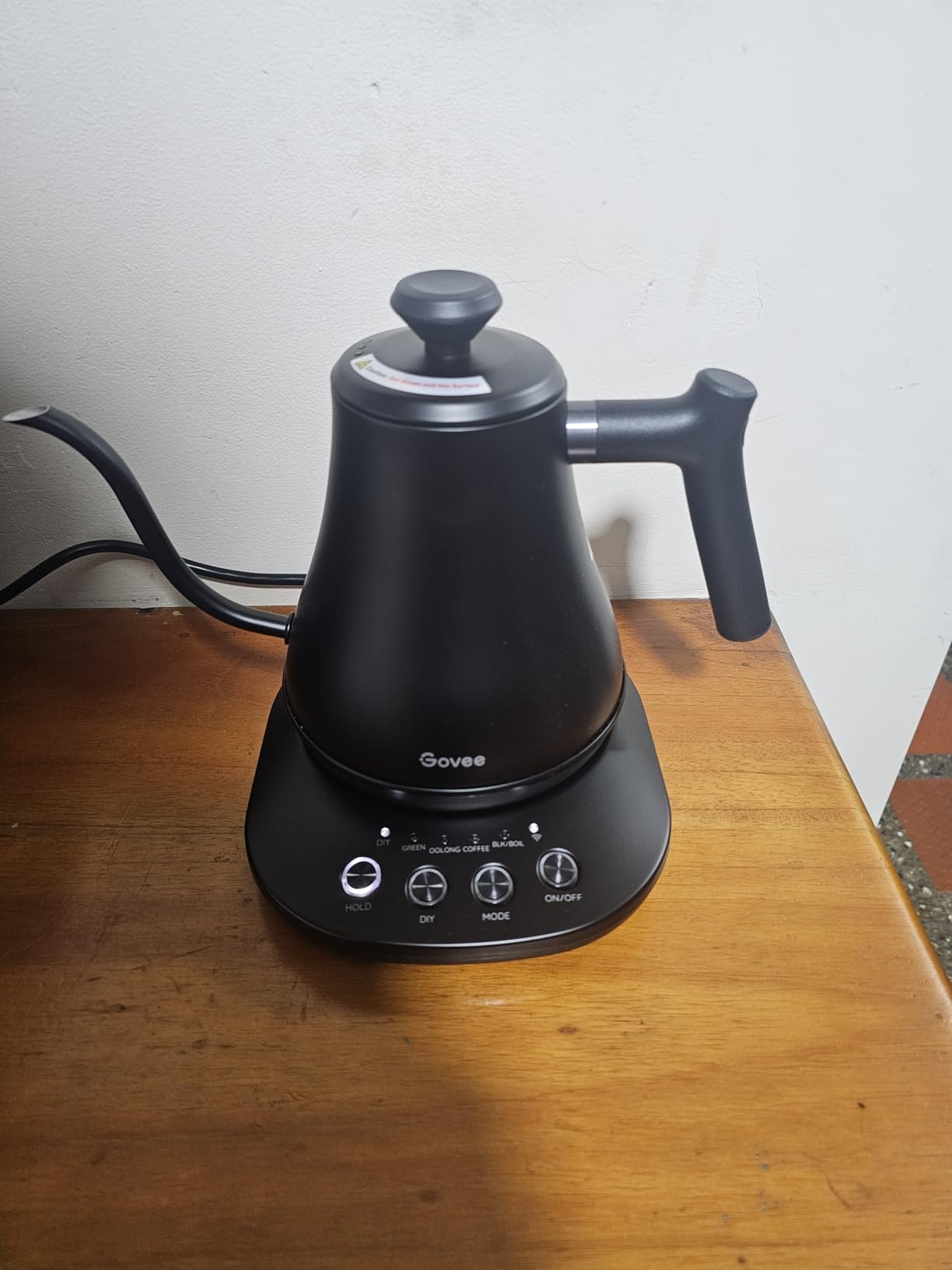 Govee Smart Electric Kettle, WiFi Variable Temperature Gooseneck Pour Over Kettle and Tea Kettle, Alexa Control, 1200W Quick Heating, 100% Stainless Steel, 0.8L, Matte Black - Customer Photo 3