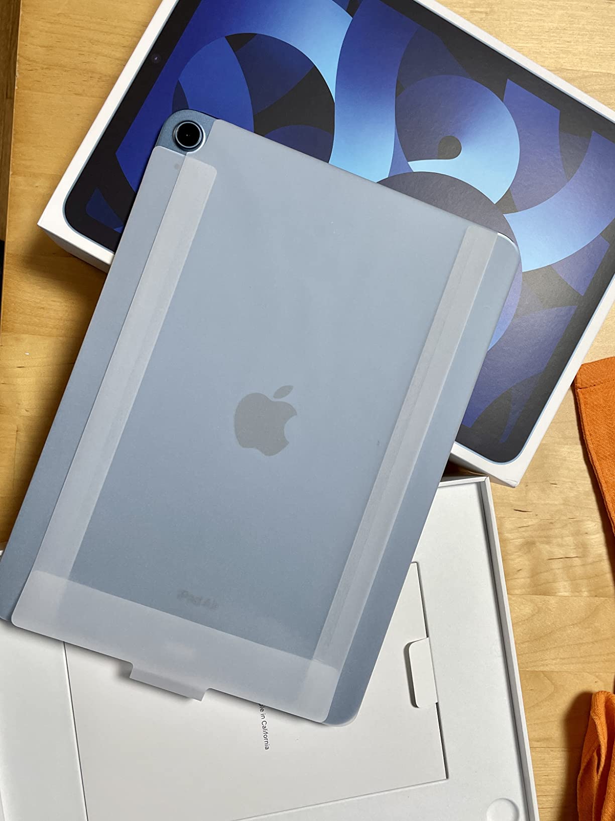 iPad Air (5th Generation): with M1 chip, 10.9-inch Liquid Retina Display, 64GB, Wi-Fi 6, 12MP front/12MP Back Camera, Touch ID, All-Day Battery Life – Blue Customer Review iPad Air (5th Generation): with M1 chip, 10.9-inch Liquid Retina Display, 64GB, Wi-Fi 6, 12MP front/12MP Back Camera, Touch ID, All-Day Battery Life – Blue - Customer Photo 5