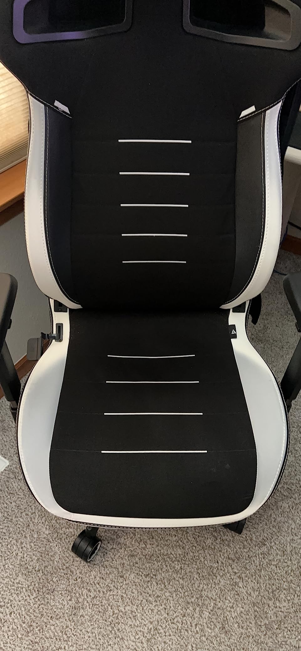 VERTAGEAR PL4800 Ergonomic Big & Tall Gaming Chair Featuring ContourMax Lumbar & VertaAir Seat Systems - RGB LED Kits Upgradeable - Burgundy Red Customer Review VERTAGEAR PL4800 Ergonomic Big & Tall Gaming Chair Featuring ContourMax Lumbar & VertaAir Seat Systems - RGB LED Kits Upgradeable - Burgundy Red - Customer Photo 3