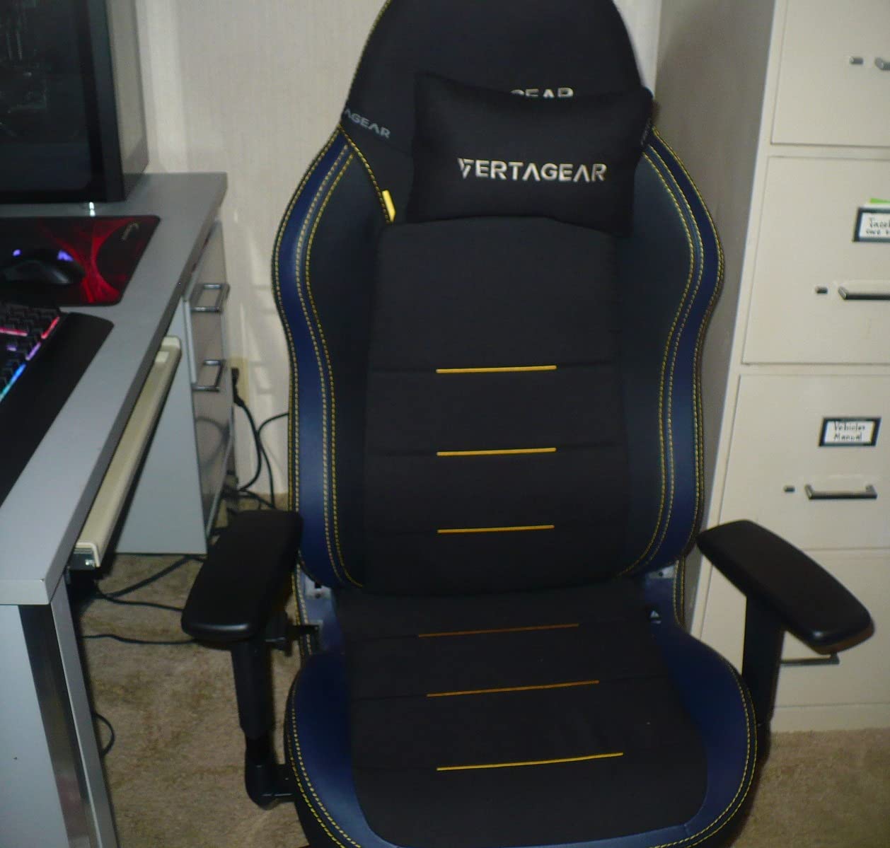 Vertagear SL3800 Ergonomic Gaming Chair featuring ContourMax Lumbar & VertaAir Seat systems - Black/White Customer Review Vertagear SL3800 Ergonomic Gaming Chair featuring ContourMax Lumbar & VertaAir Seat systems - Black/White - Customer Photo 5