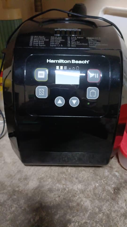 Hamilton Beach Automatic Bread Maker Machine, Digital, Programmable, 12 Settings + Gluten Free, PFAS-Free Nonstick Pan + Kneading Paddle, 2 lb Capacity, Black - Customer Photo 3