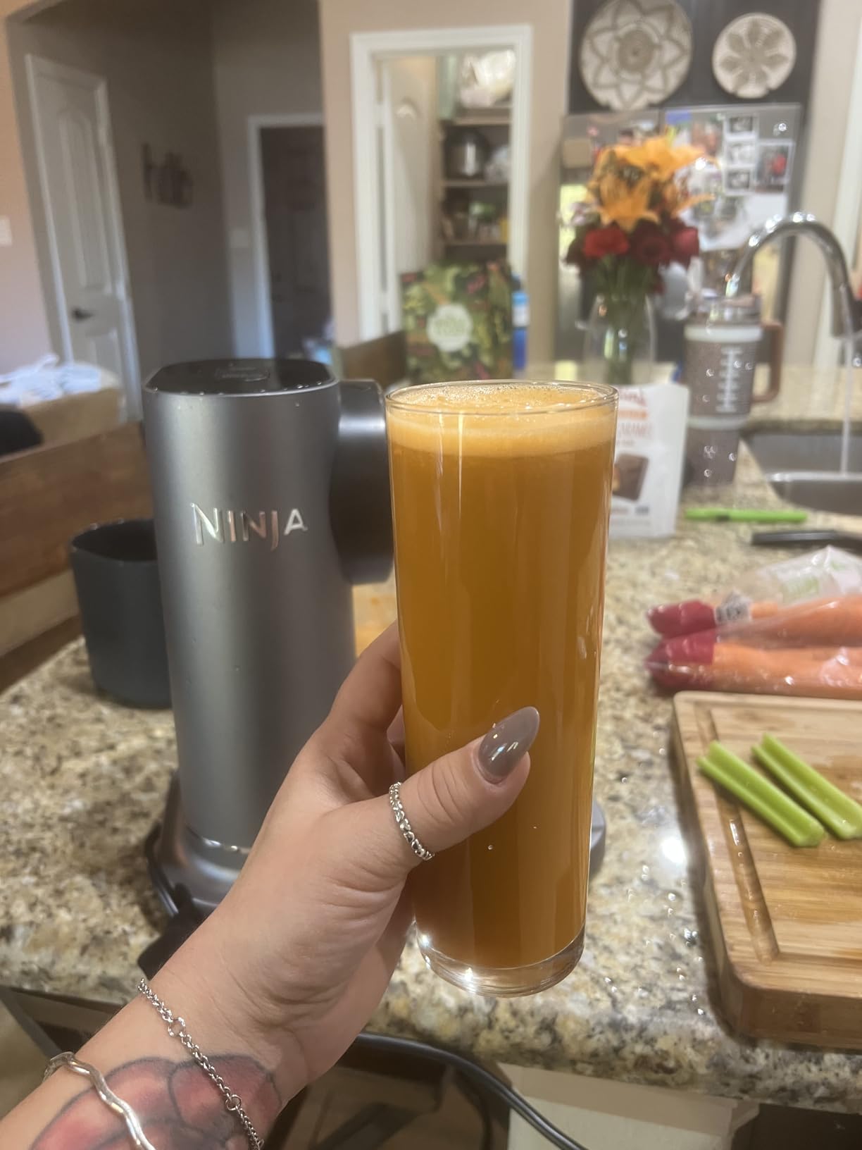 Ninja NeverClog Cold Press Juicer, Powerful Slow Juicer with Total Pulp Control, Countertop, Electric, 2 Pulp Functions, Dishwasher Safe, 2nd Generation, Charcoal, JC151 Customer Review Ninja NeverClog Cold Press Juicer, Powerful Slow Juicer with Total Pulp Control, Countertop, Electric, 2 Pulp Functions, Dishwasher Safe, 2nd Generation, Charcoal, JC151 - Customer Photo 2