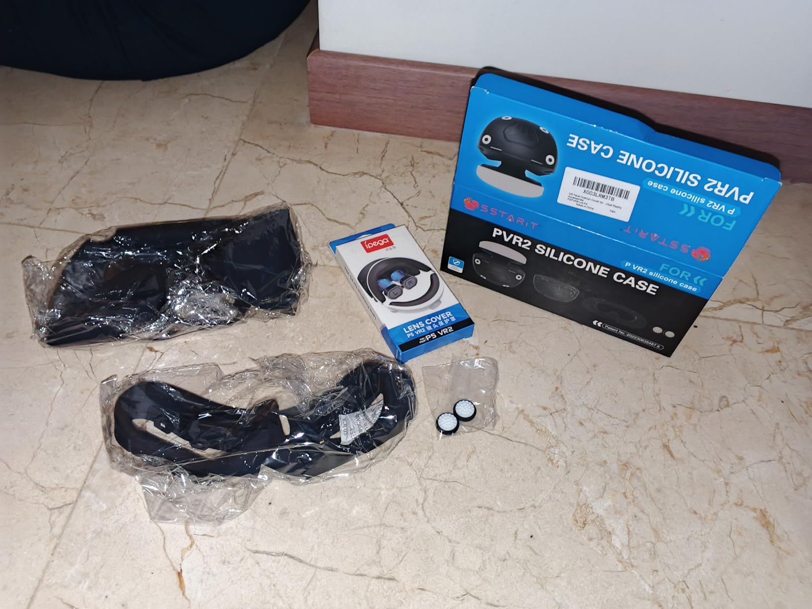 VR Protector Set for PlayStation VR2: Silicone PSVR2 Headset & Face Cushion Cover, Lens Dust Cover & 2 Pack Controller Thumb Grips - Customer Photo 1