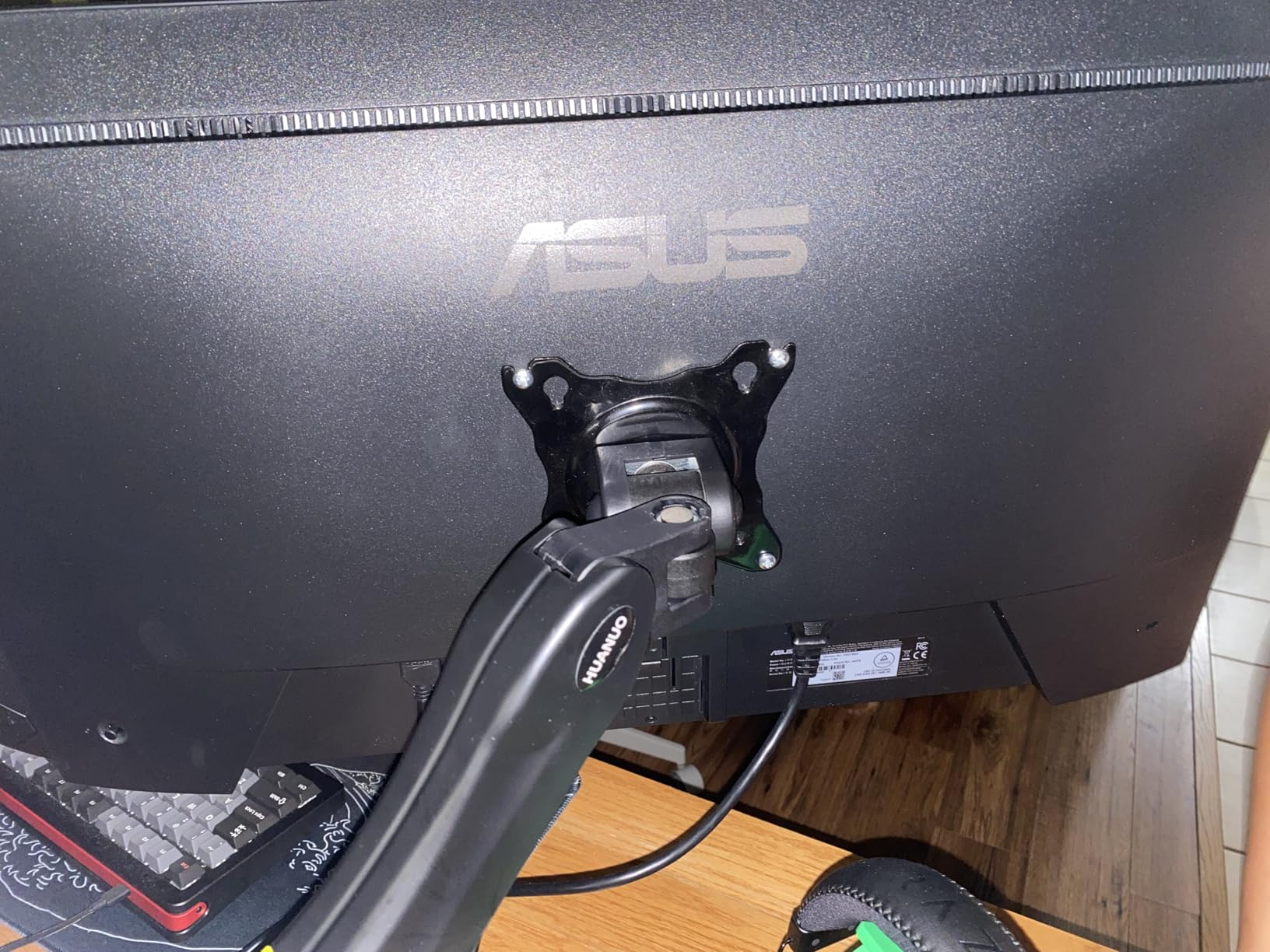 ASUS 31.5