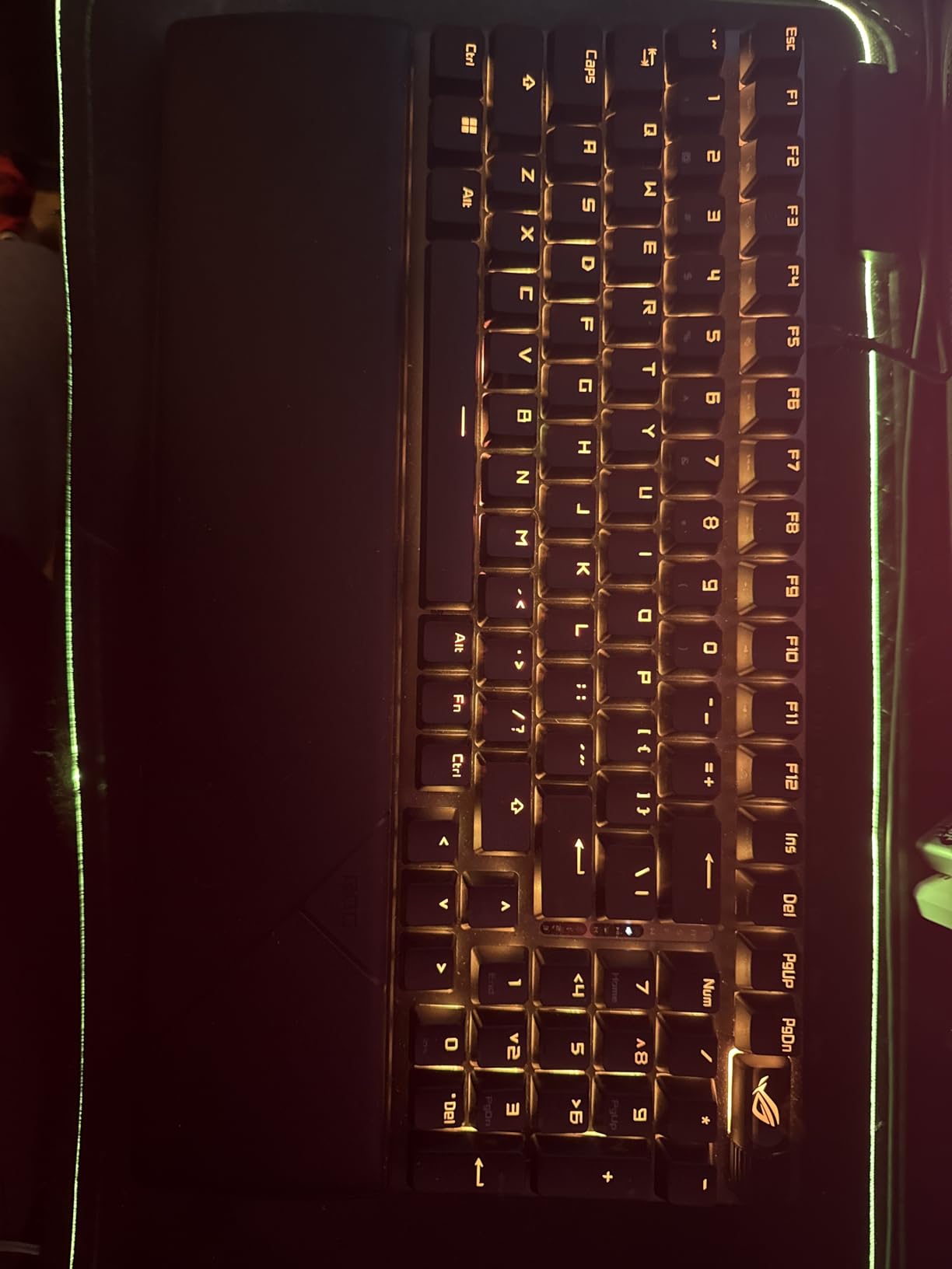 ASUS ROG Strix Scope II 96 Wireless Mechanical Gaming Keyboard – 96% Full-Size, Tri-Mode Connectivity, Hot Swappable Pre-lubed ROG NX Snow Linear Switches, PBT Keycaps, RGB, PC/Mac Support-Black Customer Review ASUS ROG Strix Scope II 96 Wireless Mechanical Gaming Keyboard – 96% Full-Size, Tri-Mode Connectivity, Hot Swappable Pre-lubed ROG NX Snow Linear Switches, PBT Keycaps, RGB, PC/Mac Support-Black - Customer Photo 4