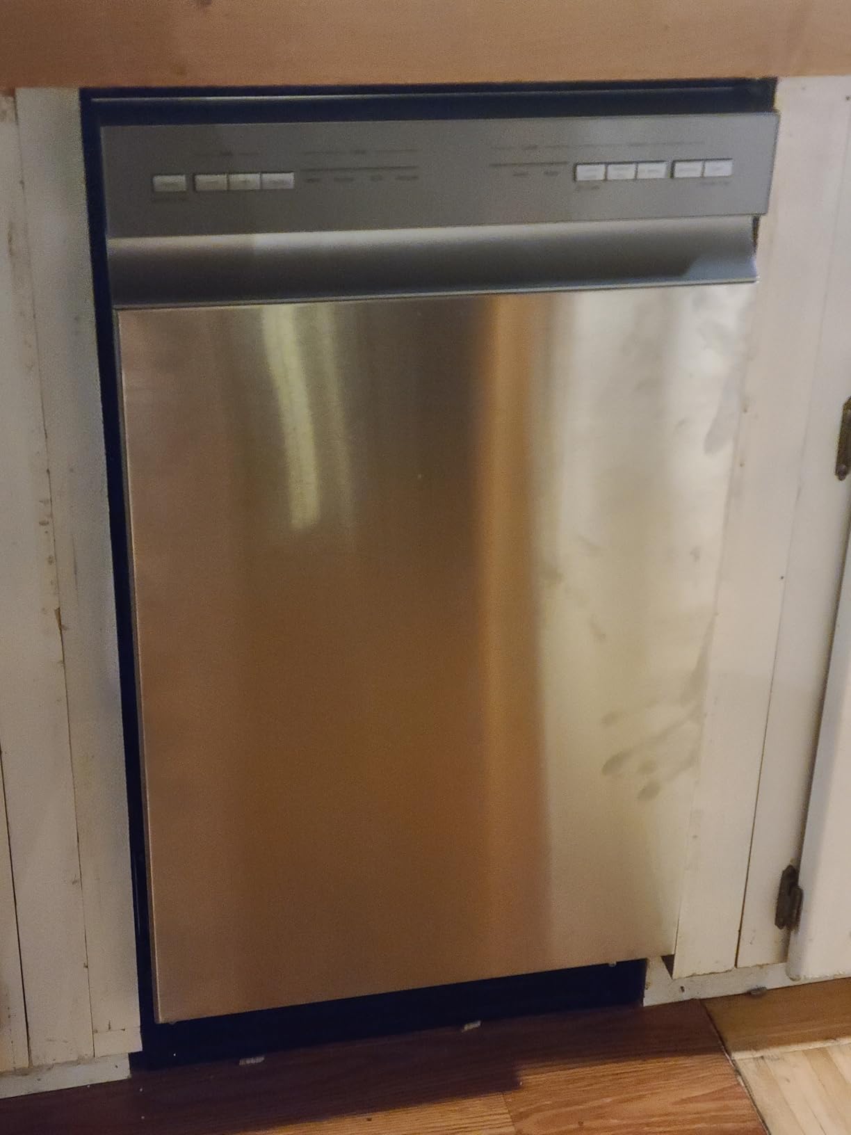Midea MDF18A1AST Built-in Dishwasher with 8 Place Settings, 6 Washing Programs, Stainless Steel Tub, Heated Dry, Energy Star customer photo 1