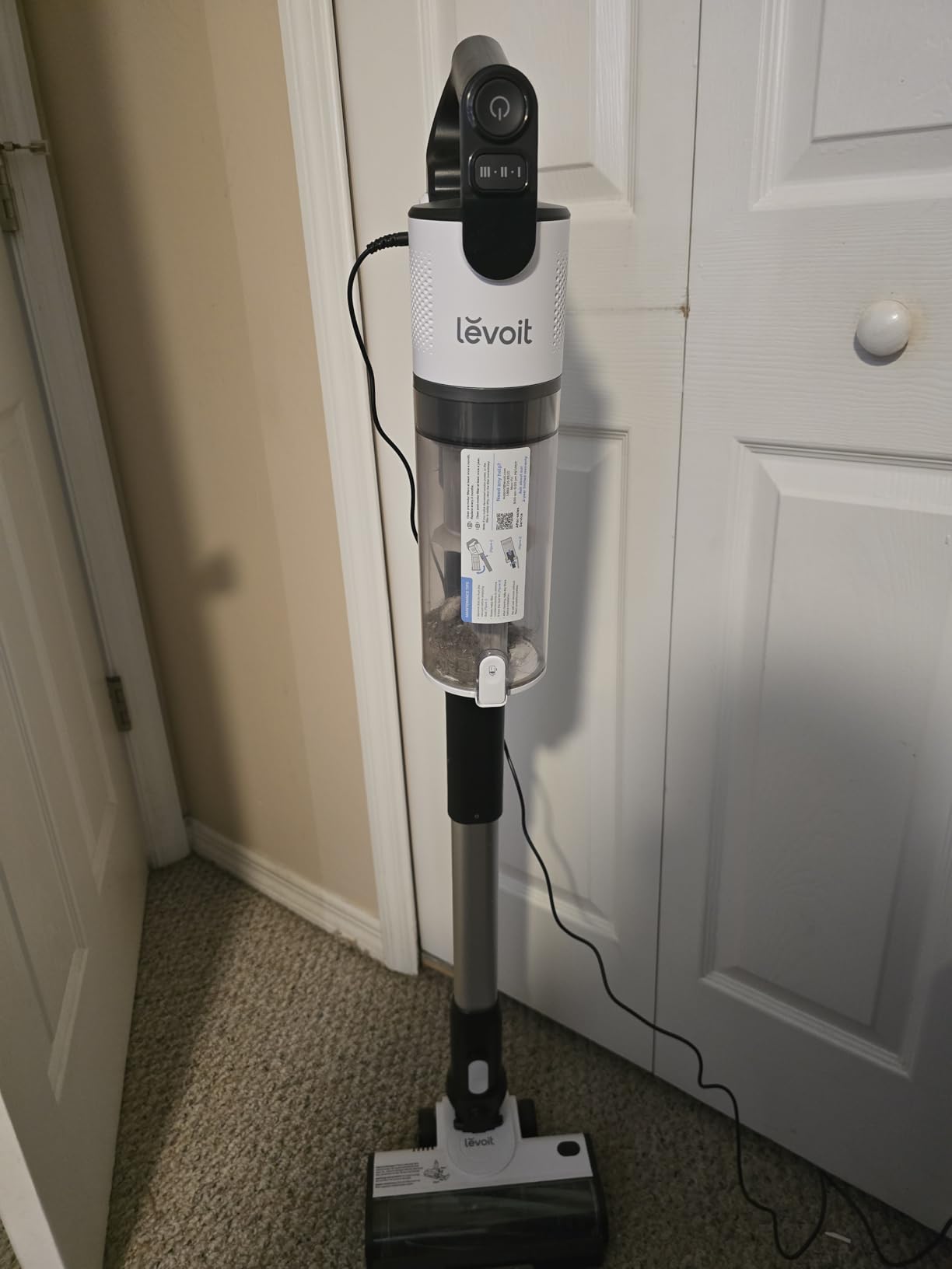 LEVOIT Cordless Vacuum Cleaner, Stick Vac with Tangle-Resistant Design, Up to 50 Minutes, Powerful Suction, Rechargeable, Lightweight, and Versatile for Carpet, Hard Floor, Pet Hair, LVAC-200 customer photo 2