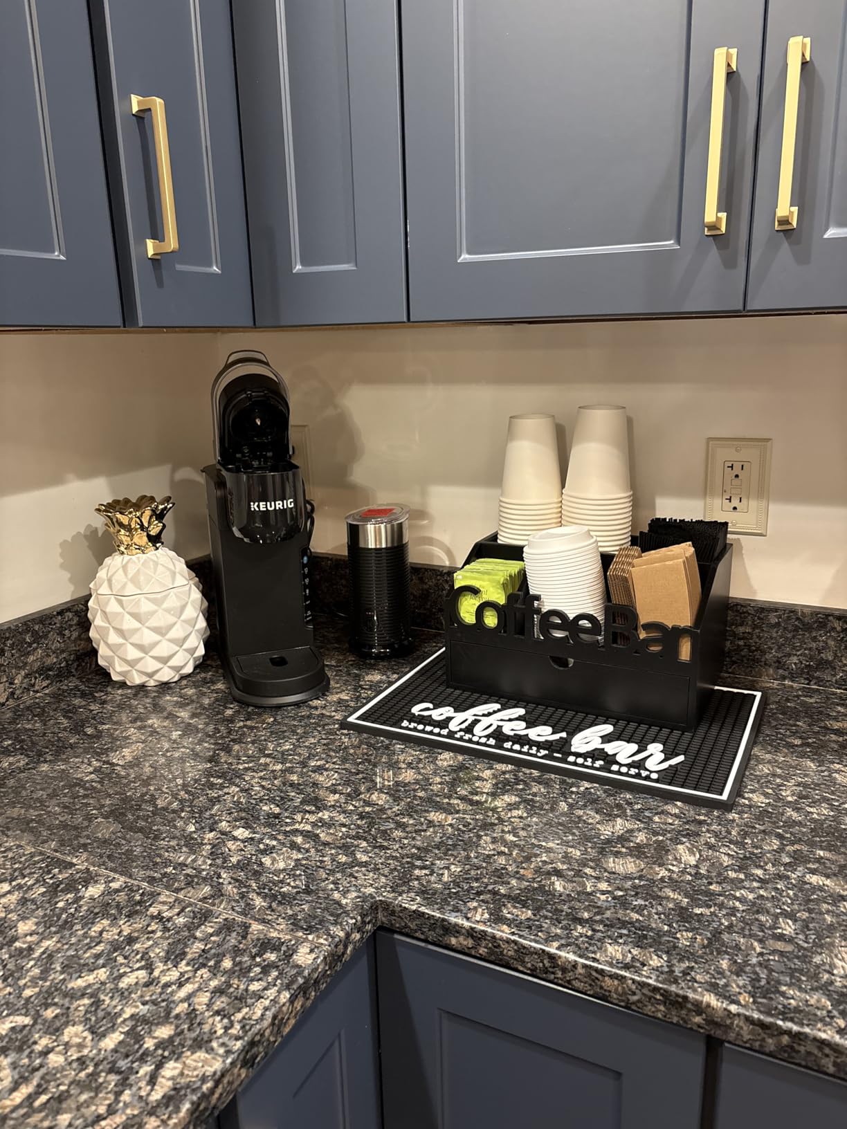 Keurig K-Cafe Barista Bar Single Serve Coffee Maker and Frother, with 3 Brew Sizes, Hot and Cold Coffee Capabilities, 2oz Coffee Shot Button, Black customer photo 2