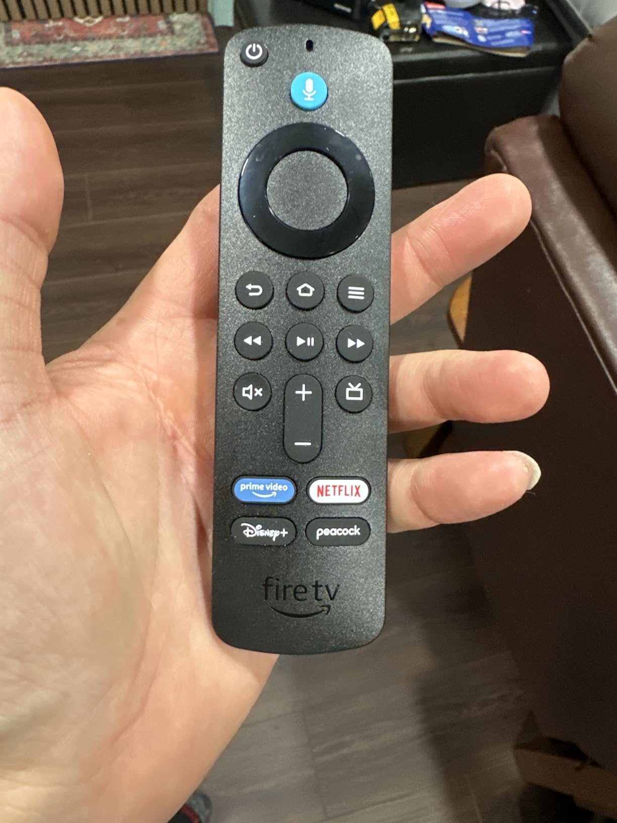 Like-New Amazon Fire TV Stick 4K (newest model) streaming device, more than 1.8 million movies and TV episodes, supports Wi-Fi 6, watch free & live TV - Customer Photo 3