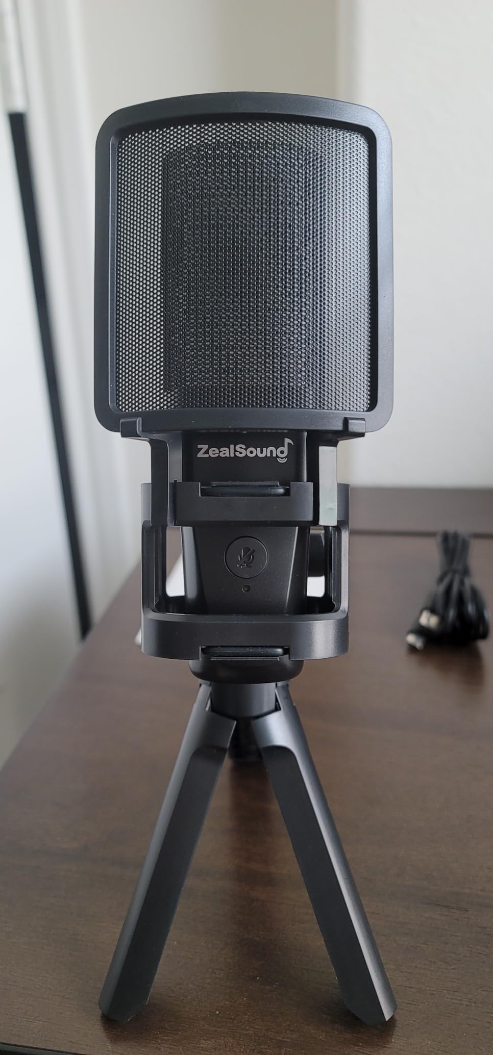 ZealSound Gaming USB Microphone,Noise Cancellation Condenser mic,RGB Microphone with Mute,Gain,Monitoring,Boom Arm,Pop Filter for Phone,PC,Computer,PS4,PS5,Mac,Streaming,Podcast,Twitch,YouTube,Discord - Customer Photo 5