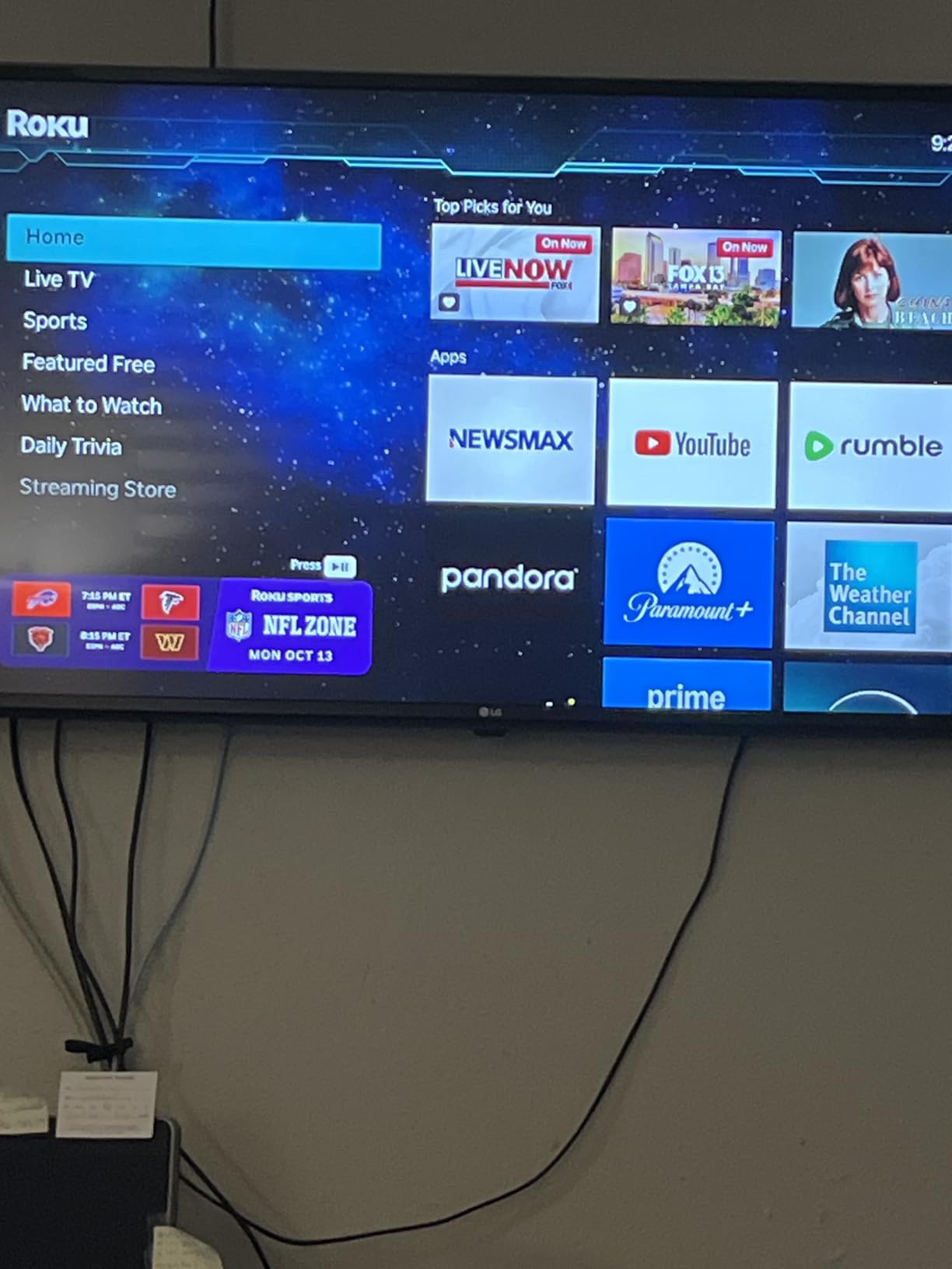 Roku Ultra LT Streaming Device 4K/HDR/Dolby Vision/Dual-Band Wi-Fi with Roku Voice Remote and HDMI Cable, with MTC HDMI Cable and USB Extension Cord - Customer Photo 1