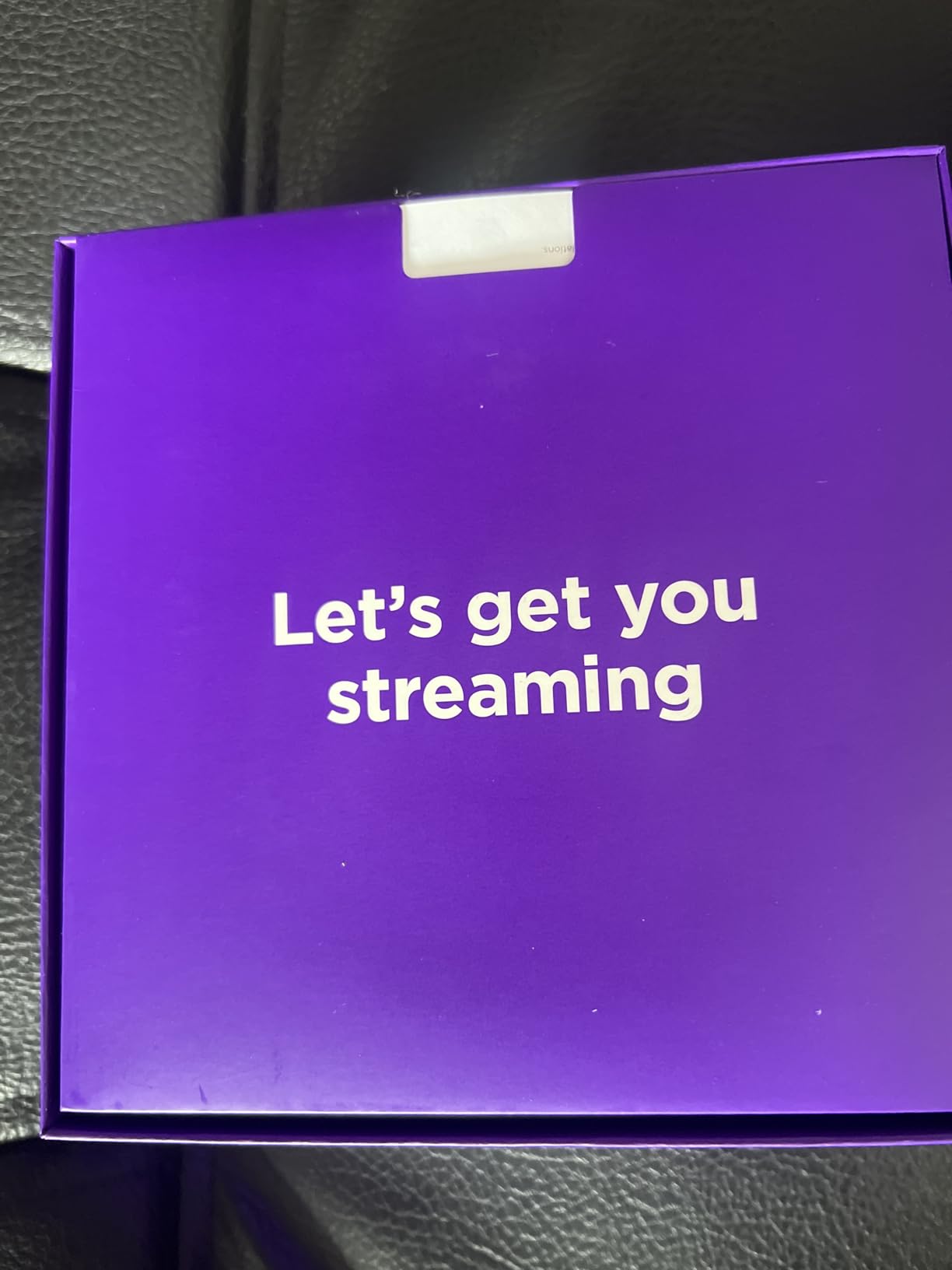 Roku Ultra LT Streaming Device 4K/HDR/Dolby Vision/Dual-Band Wi-Fi with Roku Voice Remote and HDMI Cable, with MTC HDMI Cable and USB Extension Cord - Customer Photo 2
