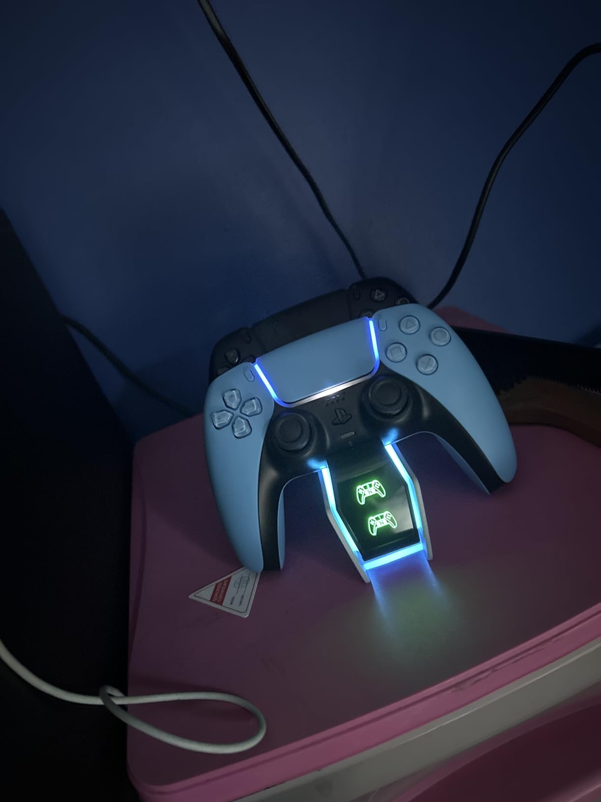 PS5 Controller Charger Station for Playstation 5 Dualsense with LED Light Dual Stand Charger Dock, PS5 Controller Charging Station Accessories for Playstation 5 Faceplates DualSense Edge-Black Customer Review PS5 Controller Charger Station for Playstation 5 Dualsense with LED Light Dual Stand Charger Dock, PS5 Controller Charging Station Accessories for Playstation 5 Faceplates DualSense Edge-Black - Customer Photo 2