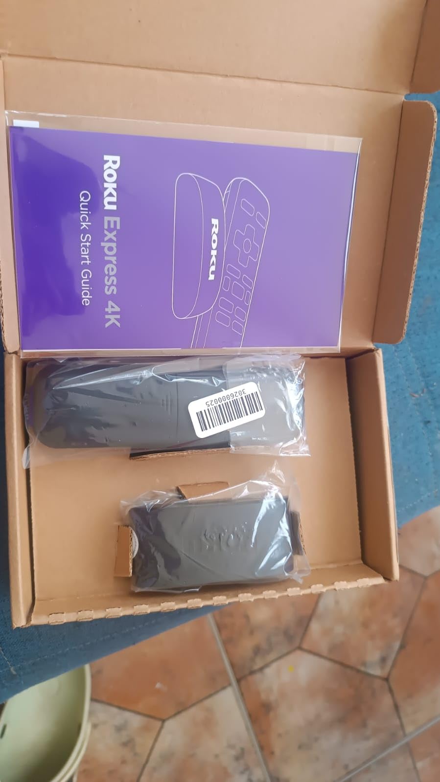 Roku Express 4K 2022 | Streaming Media Player HD/4K/HDR with Smooth Wireless Streaming and Roku Simple Remote with TV Controls, Includes Premium HDMI Cable, Black (Renewed) - Customer Photo 2