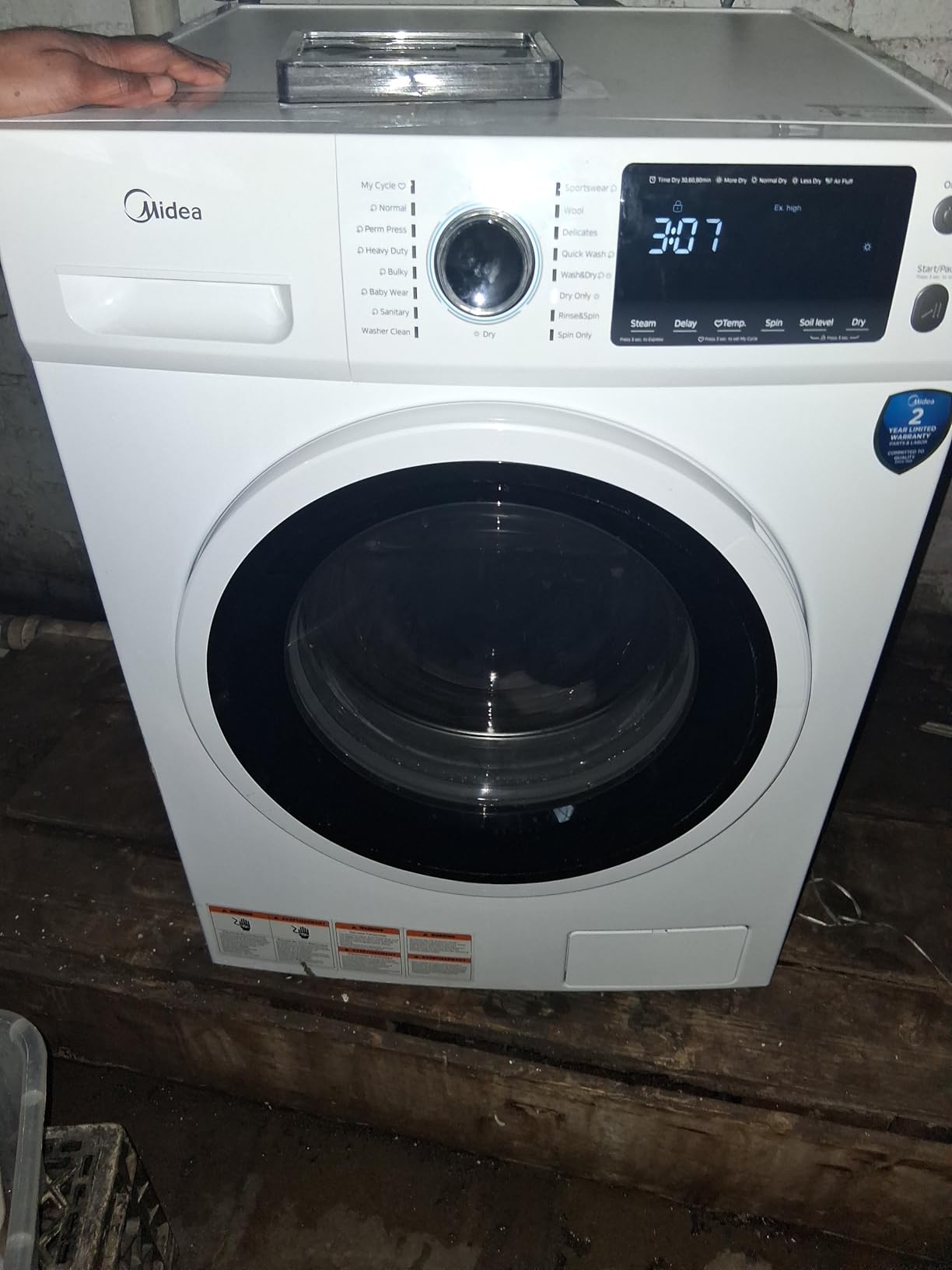 Midea 24 Inch All-in-One Front Load Washer Dryer Combo, 2.7 Cu.ft 26lbs Ventless Full-Automatic Washing Machine with Steam Care, Overnight Dry, 1400 RPM 16 Wash Cycles, White customer photo 2
